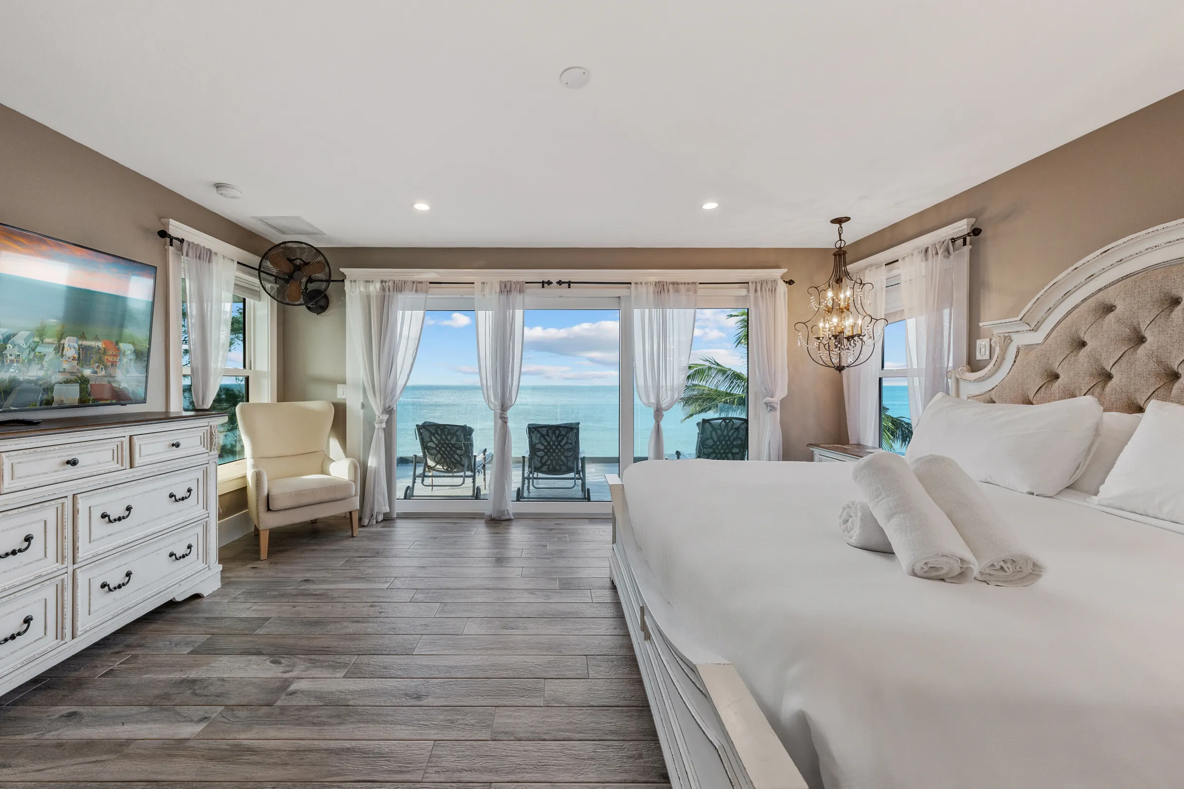 Cloud 9 - BeachFront Splendor #97