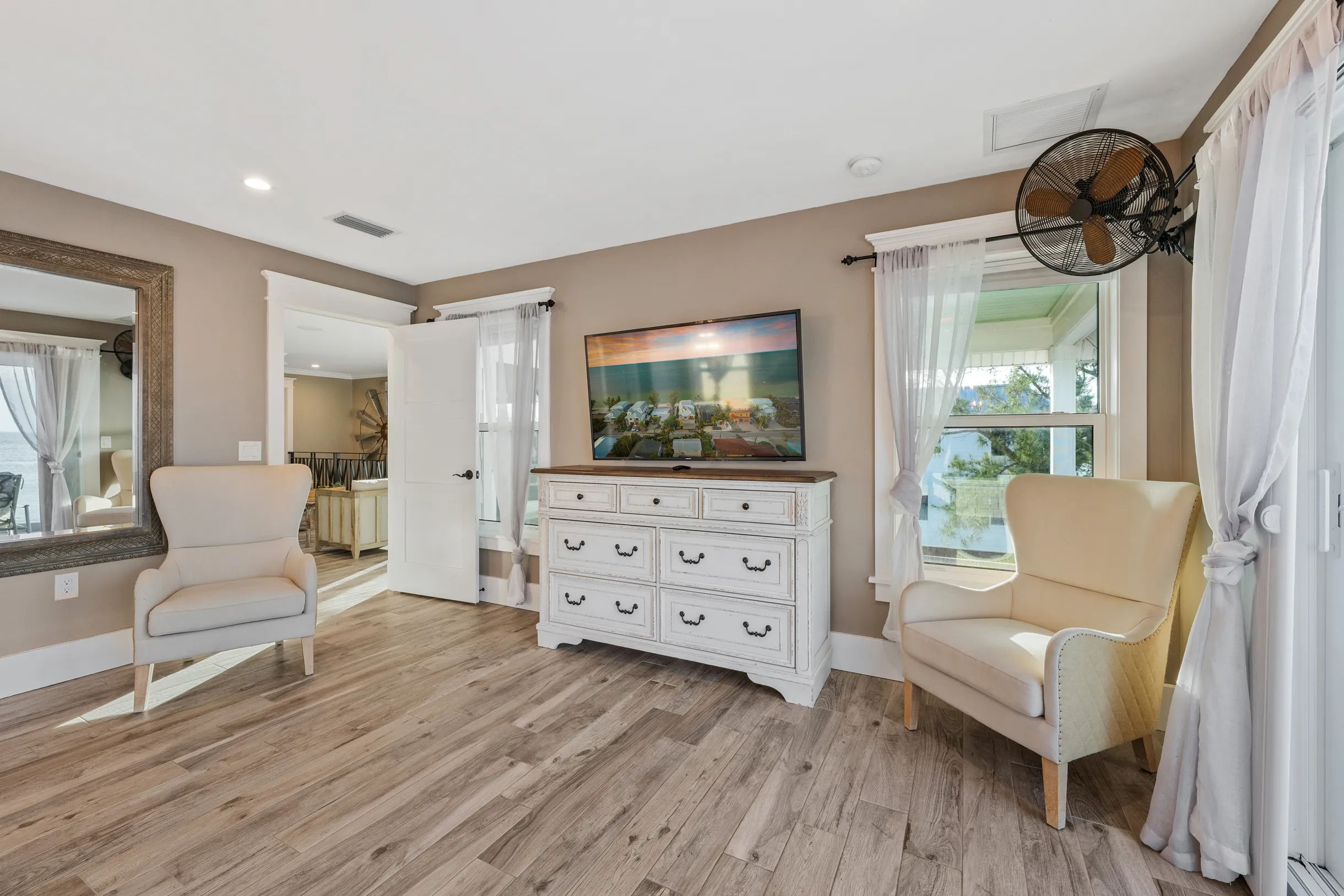 Cloud 9 - BeachFront Splendor #111