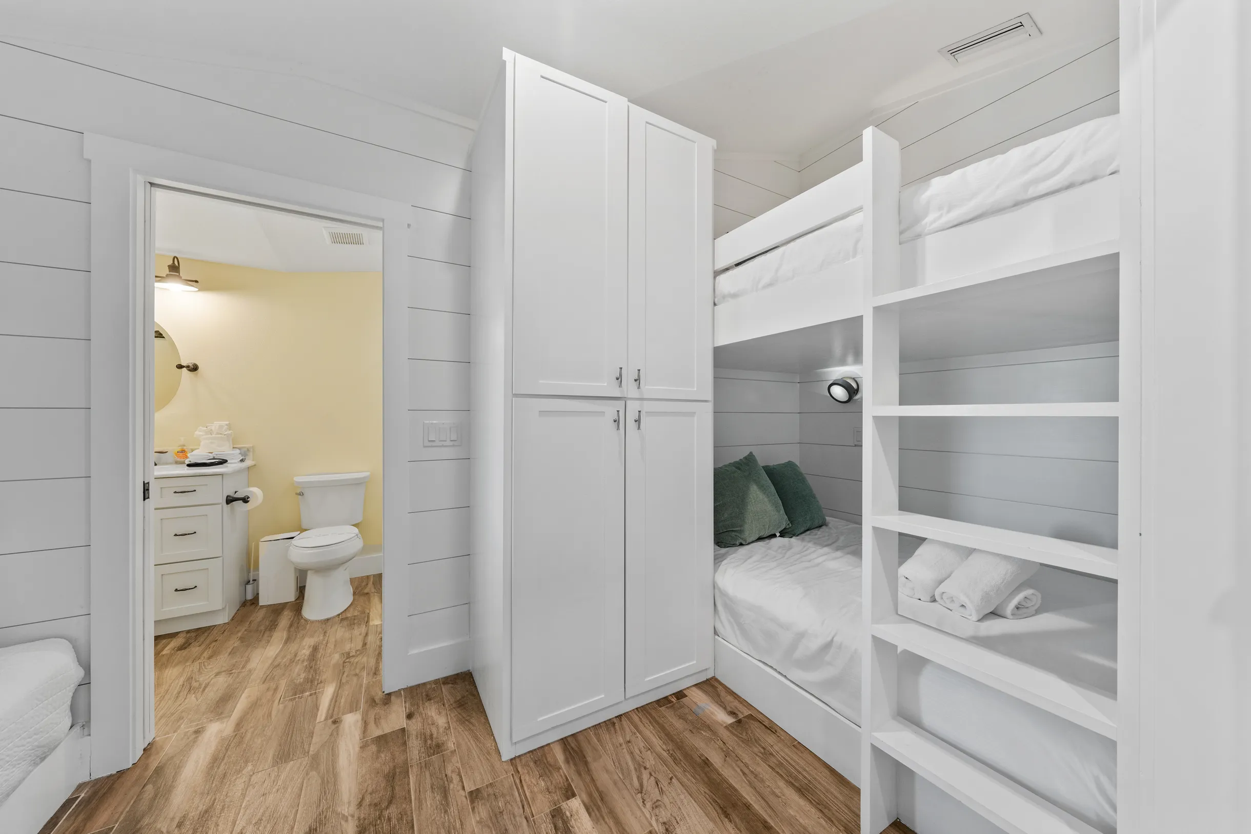 Wander Serendipity Beach #52