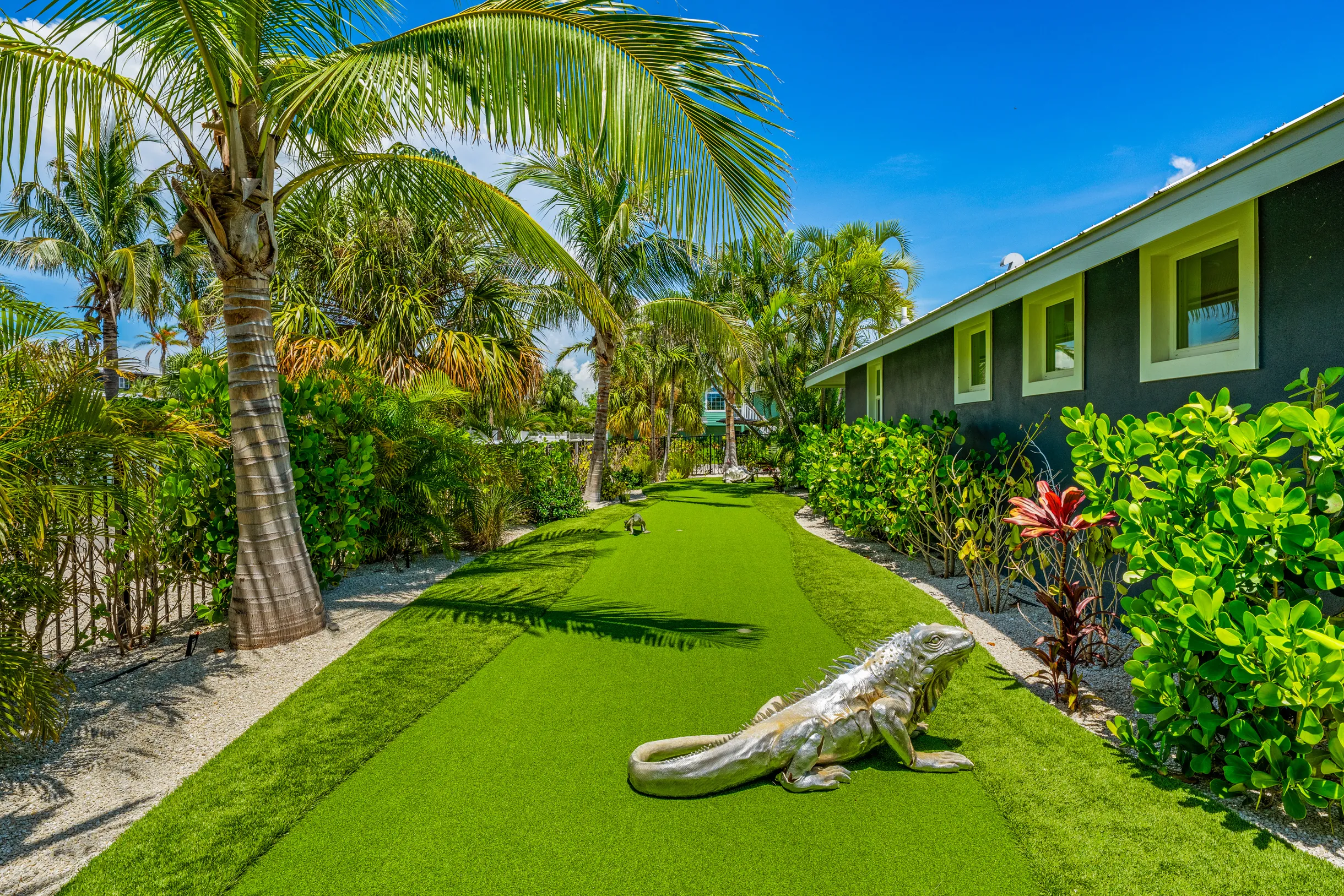 Wander Serendipity Beach #77