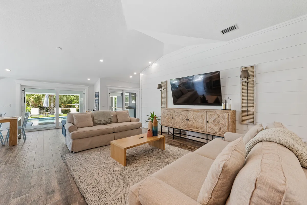 Wander Serendipity Beach