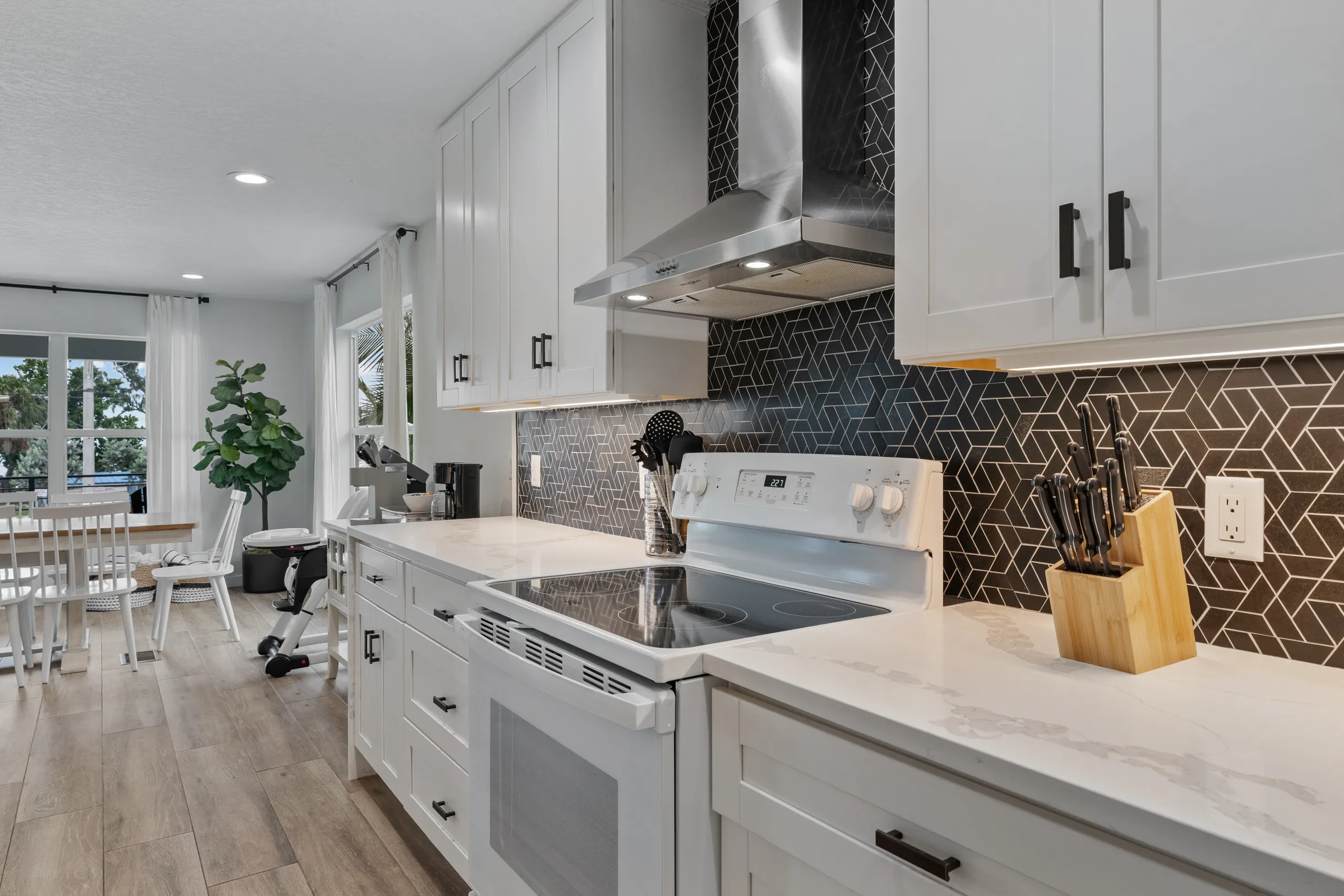 Waves on Anna Maria #82