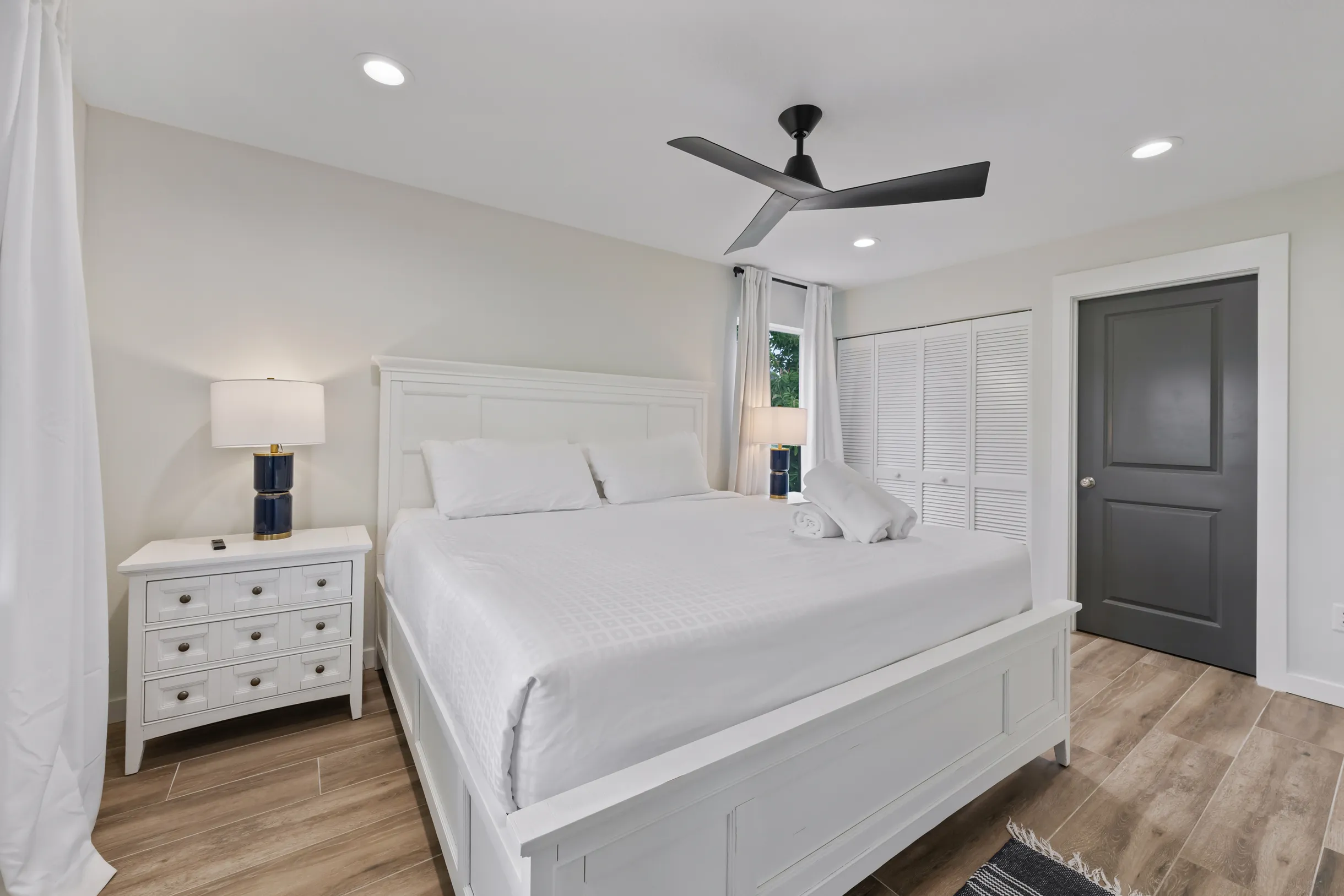 Waves on Anna Maria #24