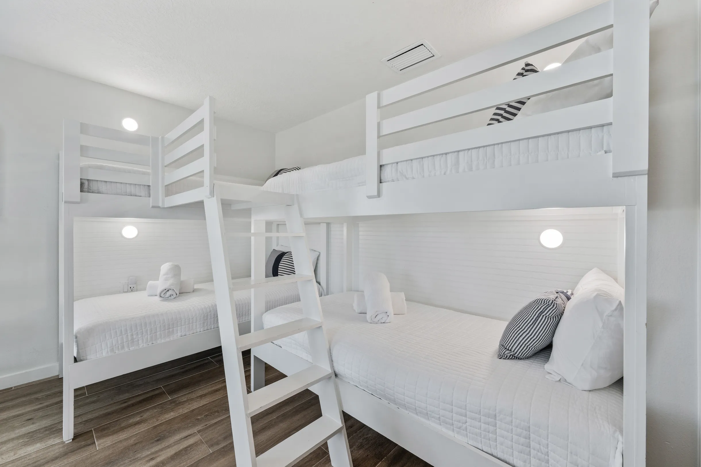 Waves on Anna Maria #73