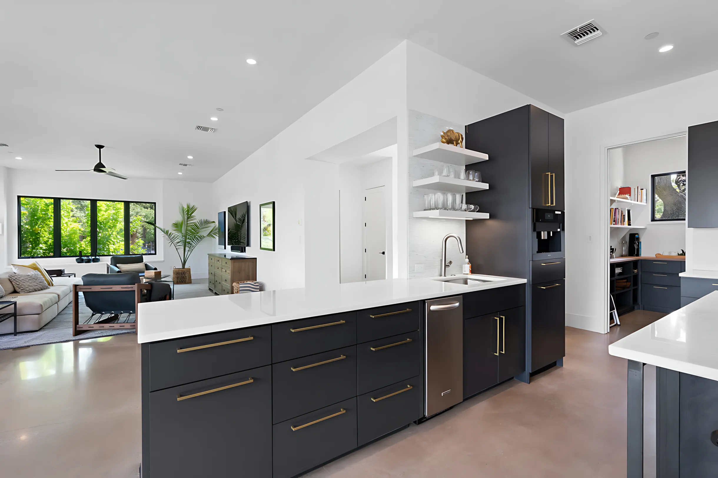 Westlake/15 Min to DT/Pool/Hot Tub/Game Room #23