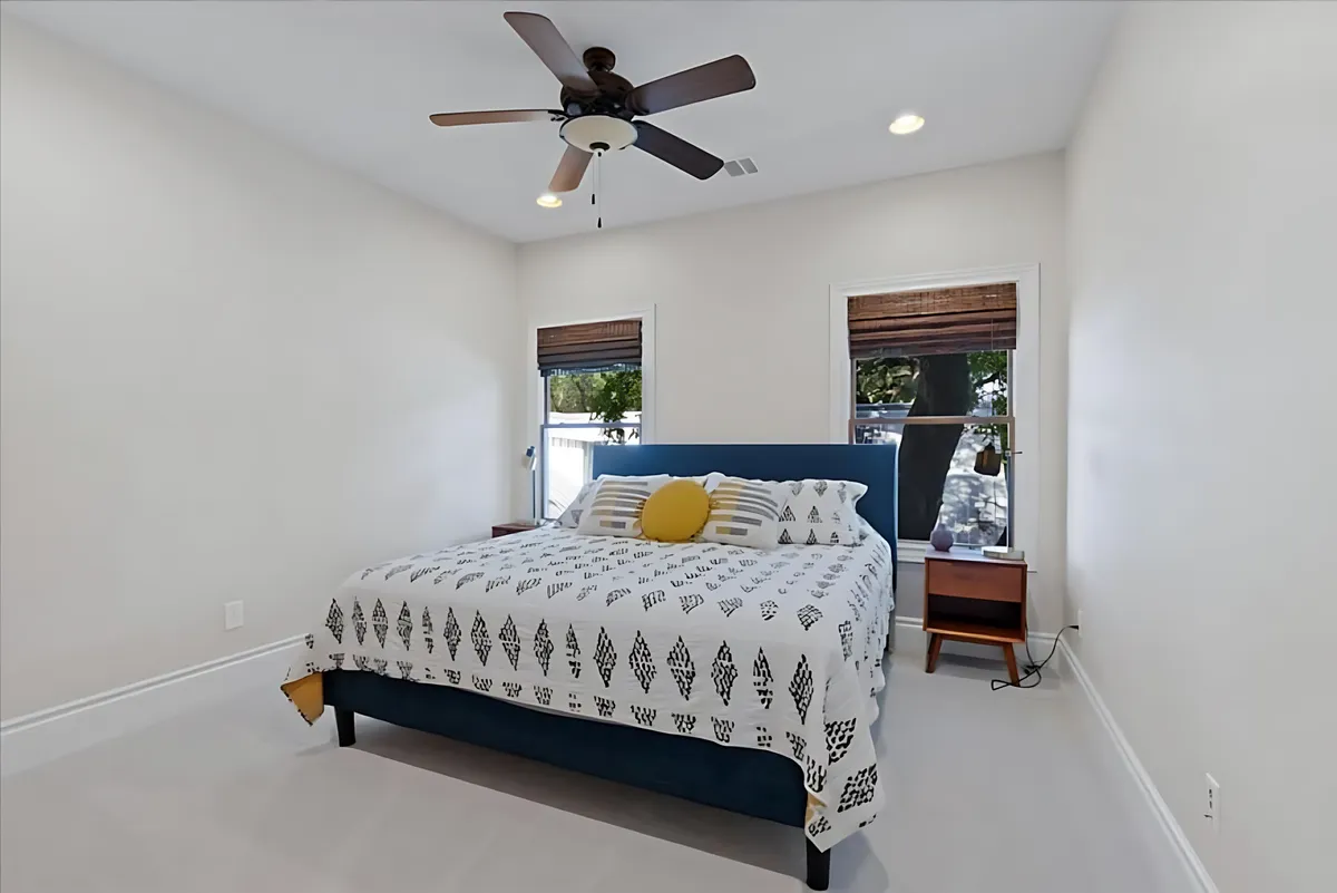 Bedroom 5 image