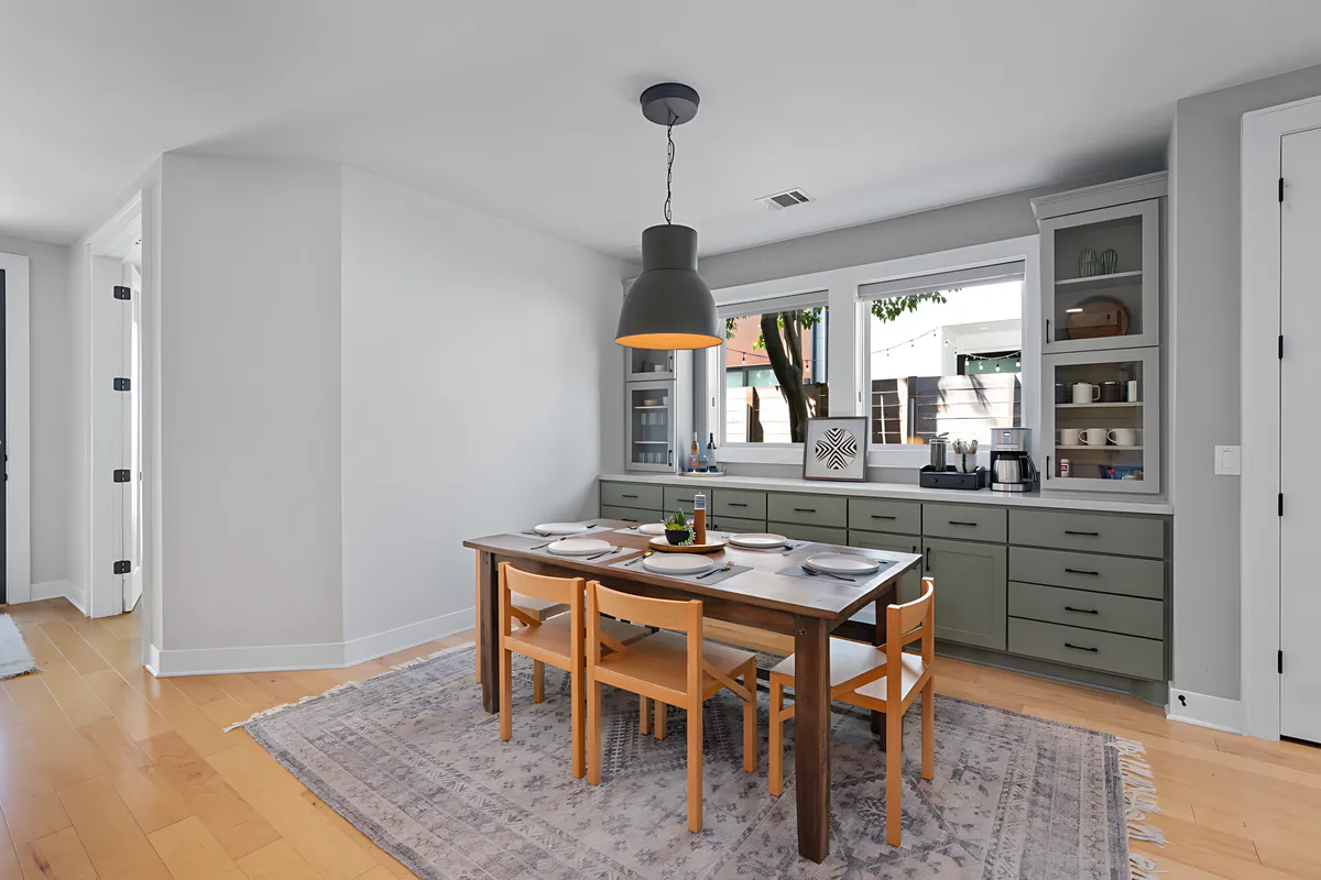 Wander Austin Serenity