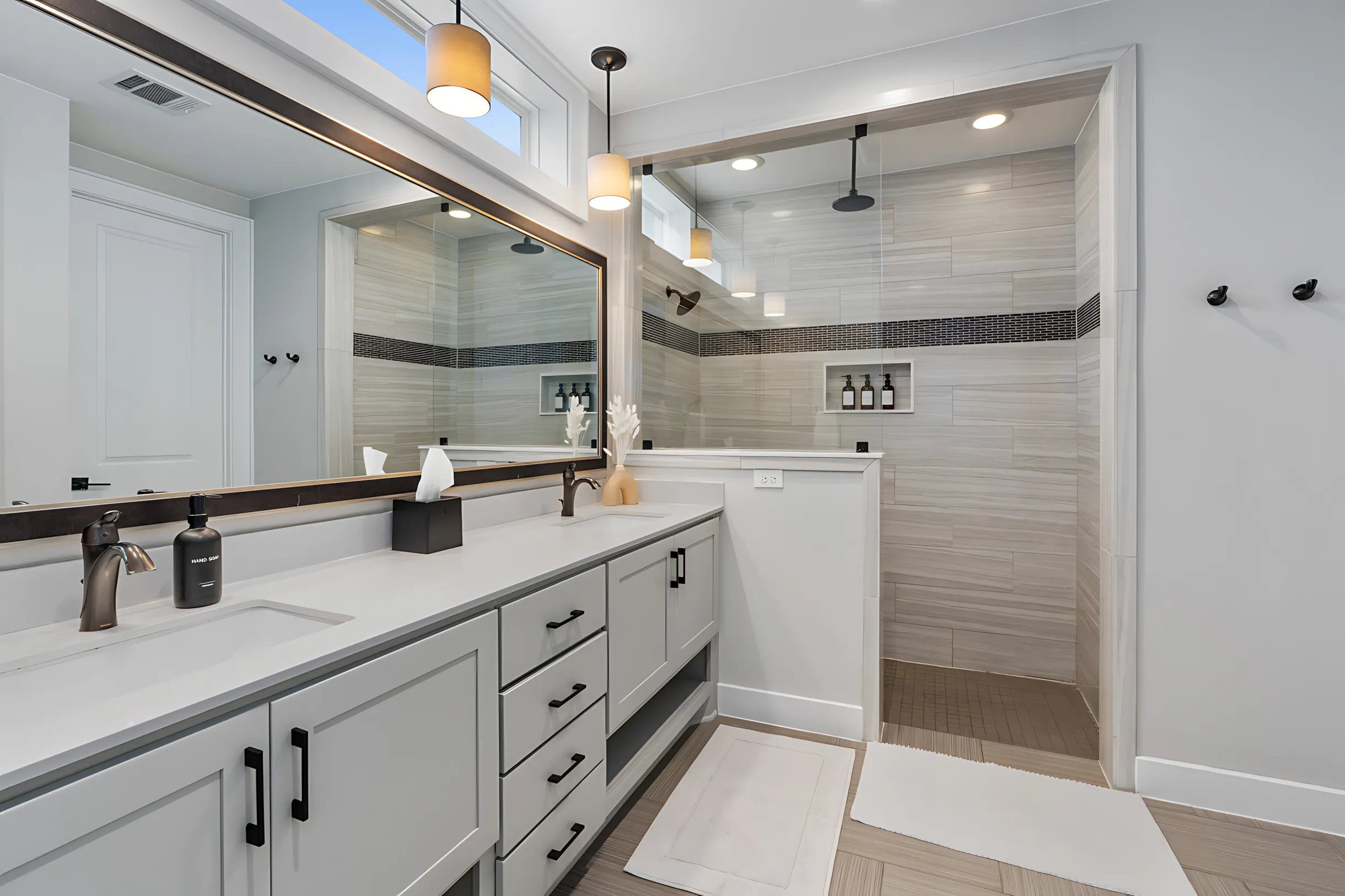 Zilker Home with Heated Pool, Hot Tub, Walkable #9