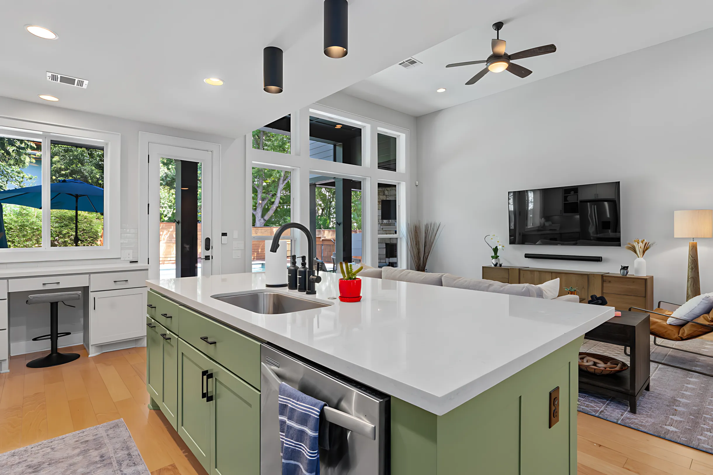 Zilker Home with Heated Pool, Hot Tub, Walkable #57