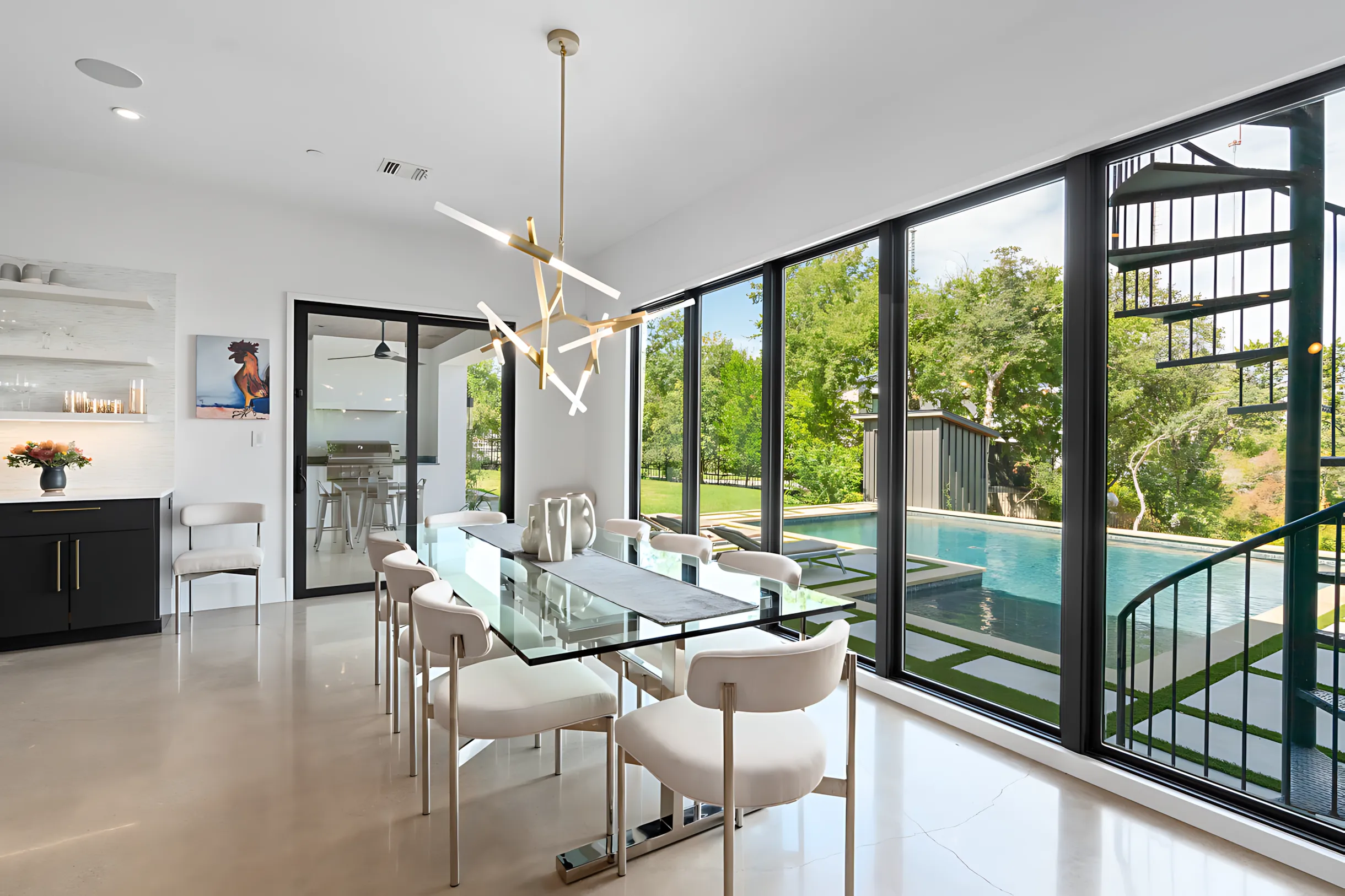 Westlake/15 Min to DT/Pool/Hot Tub/Game Room #47