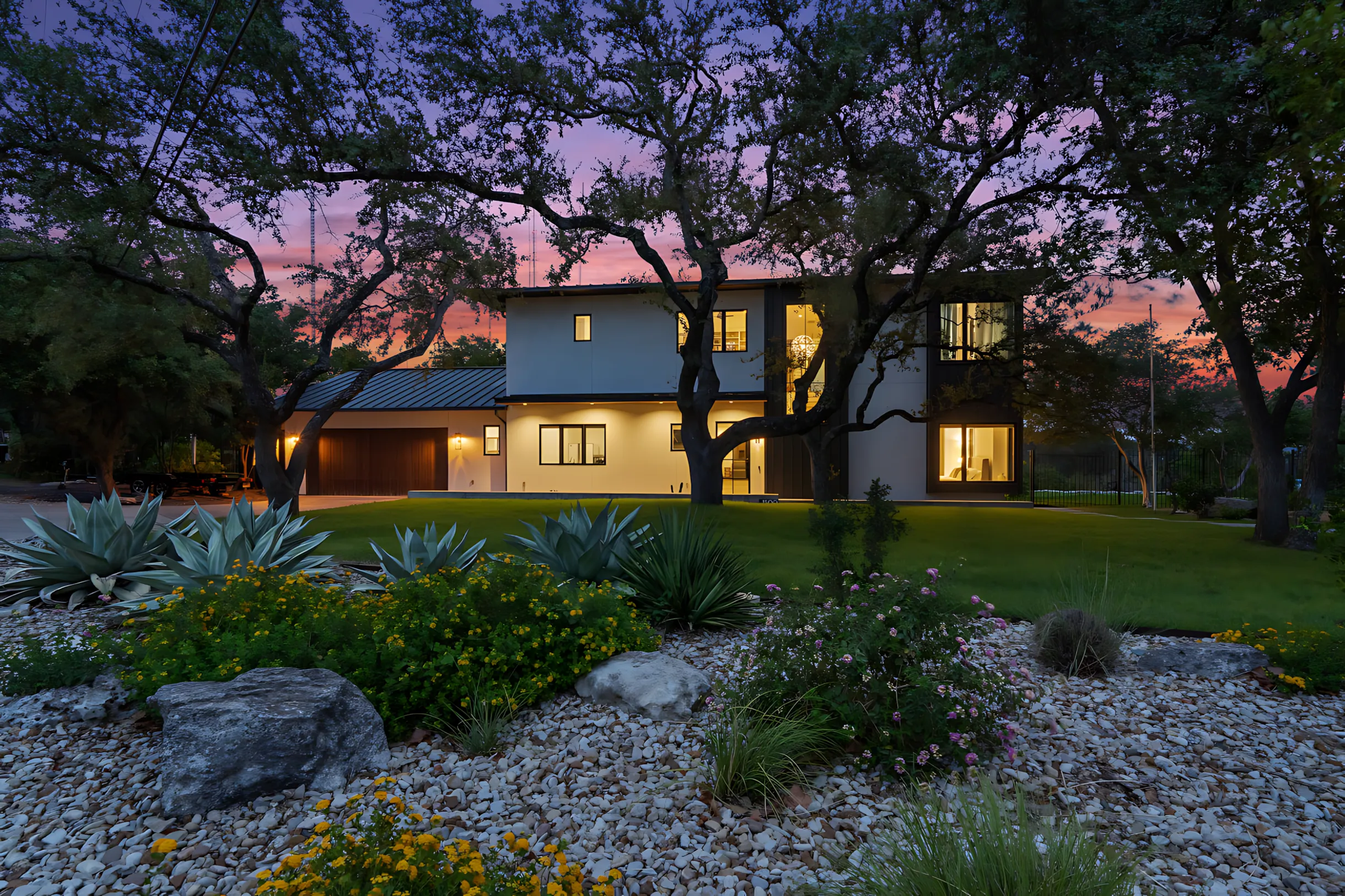 Westlake/15 Min to DT/Pool/Hot Tub/Game Room #76