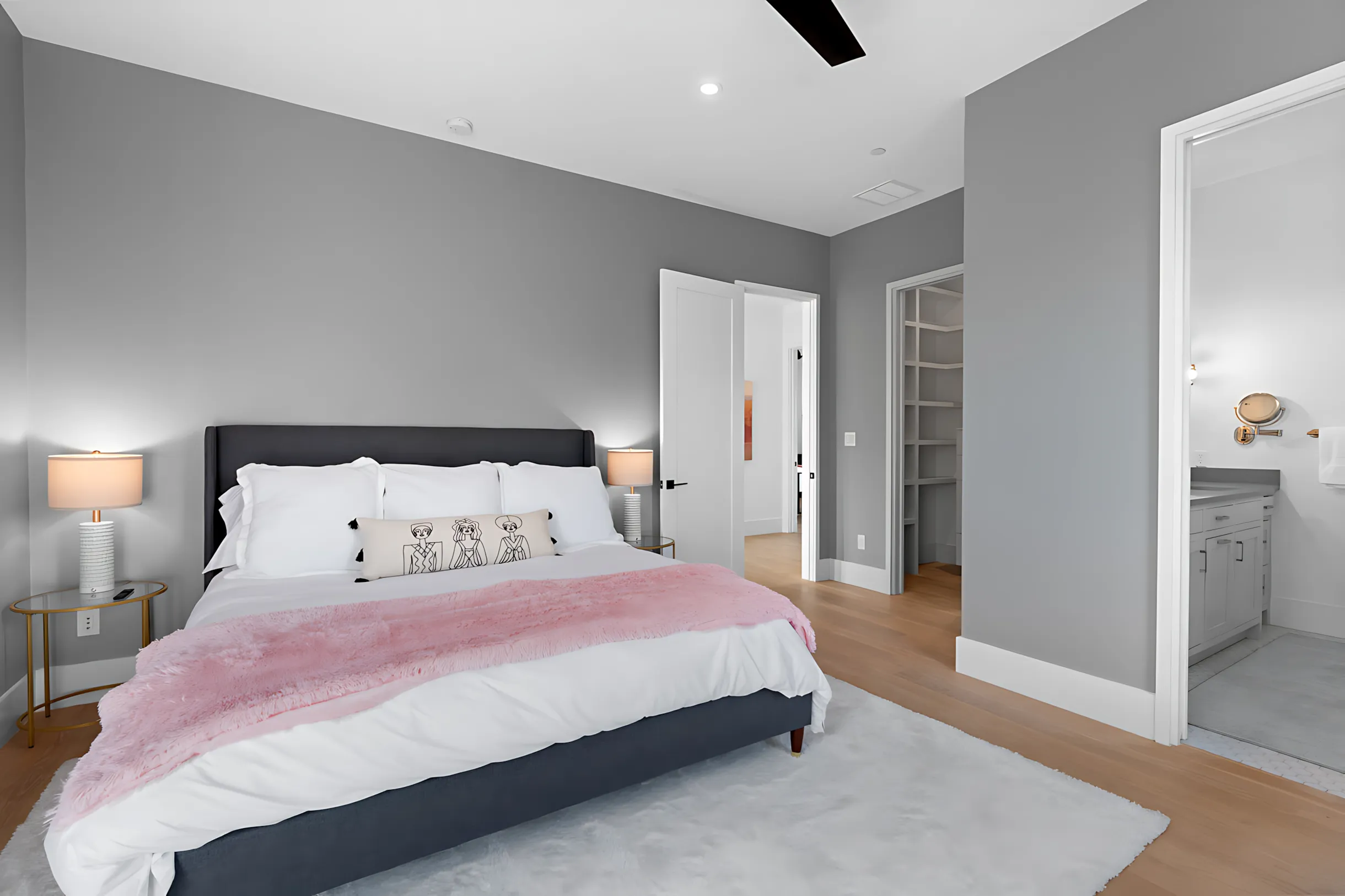 Westlake/15 Min to DT/Pool/Hot Tub/Game Room #49