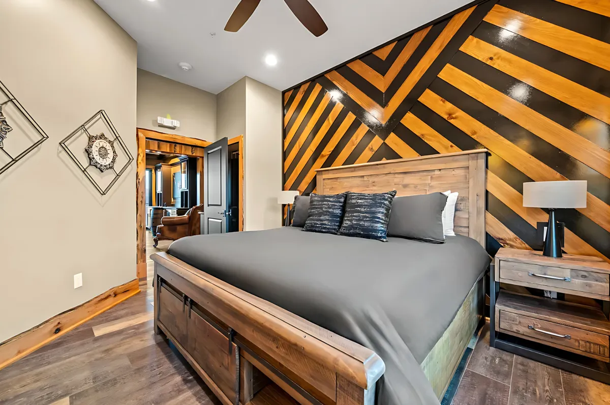 Bedroom 6 image