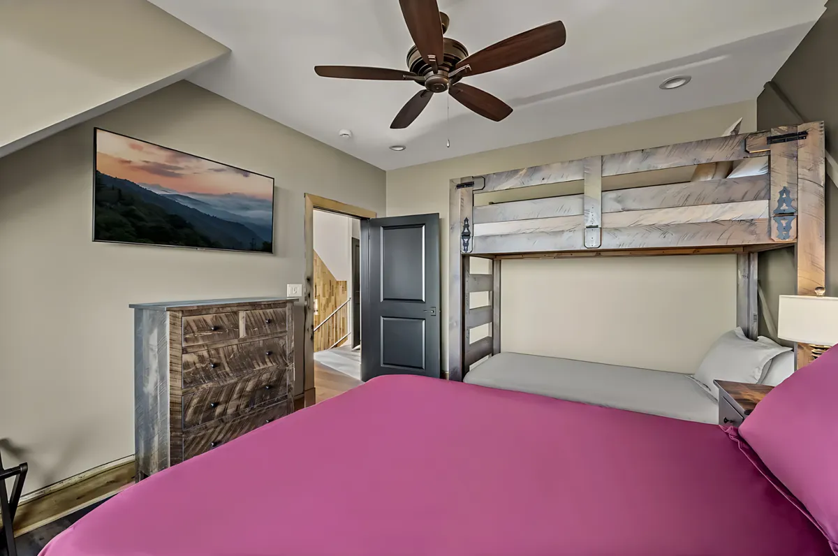 Wander Pigeon Forge Paradise #45