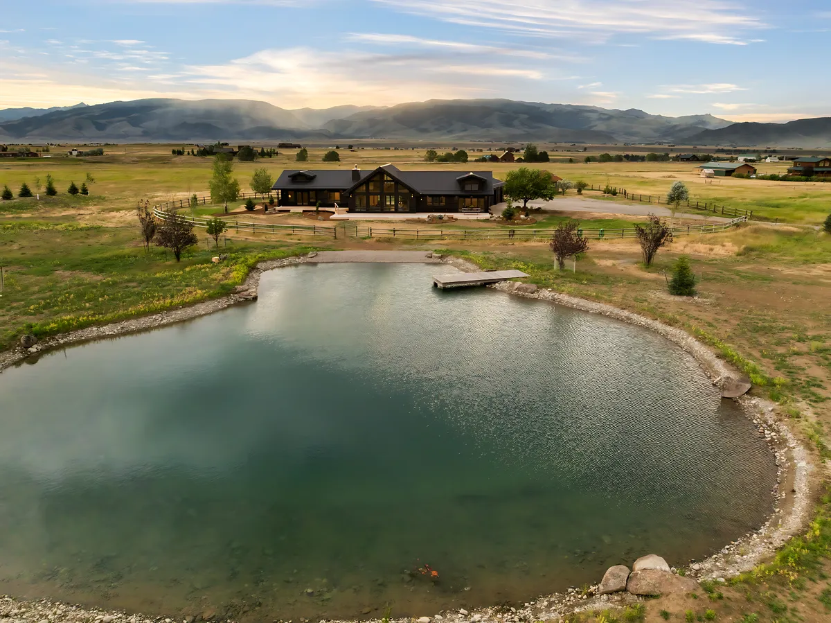 Wander Livingston Creek