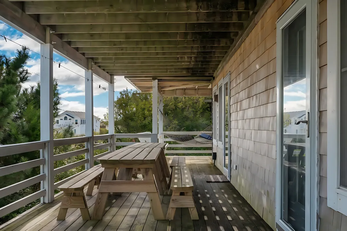 Wander Corolla Shores