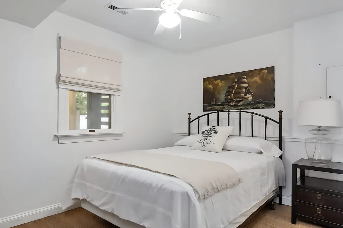 Bedroom 4 image