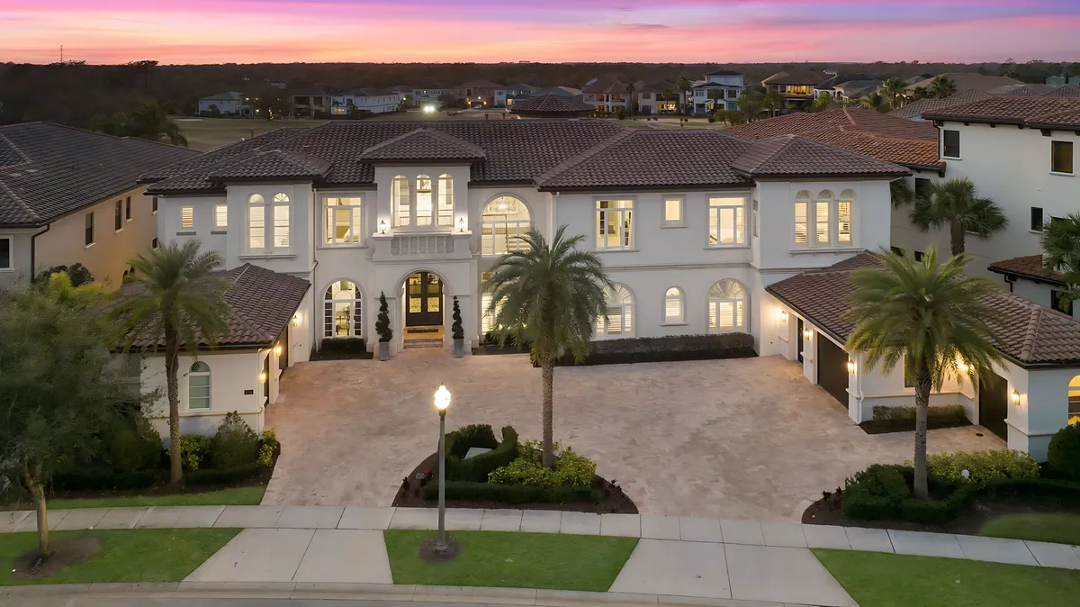 Wander Orlando Majestic