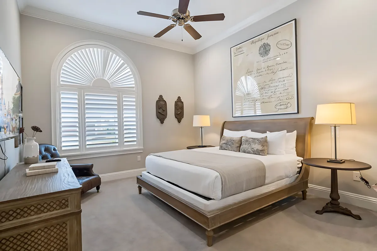 Bedroom 5 image