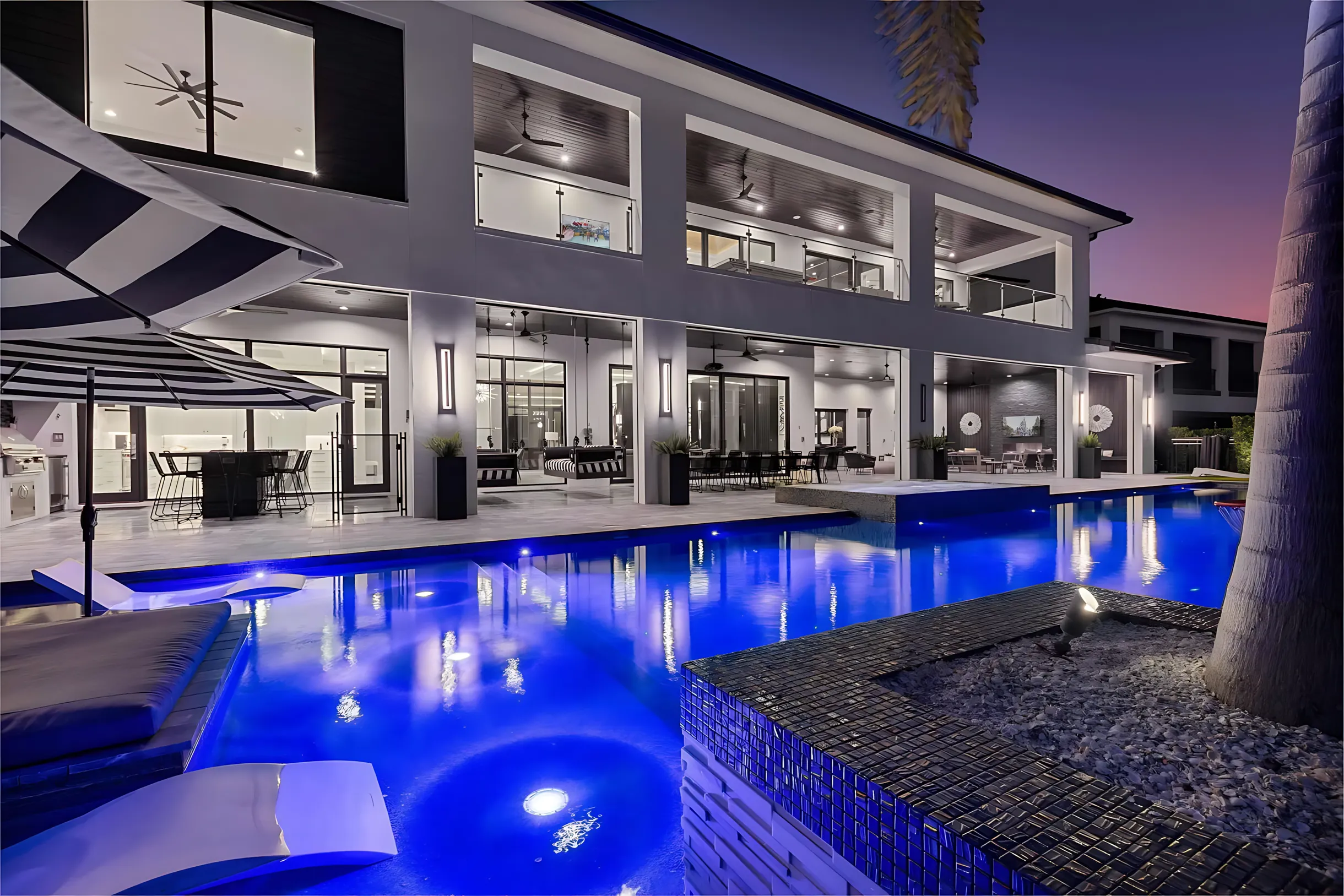 Wander Orlando Palace #8