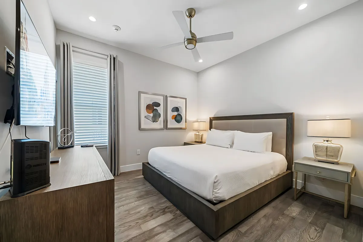 Bedroom 6 image
