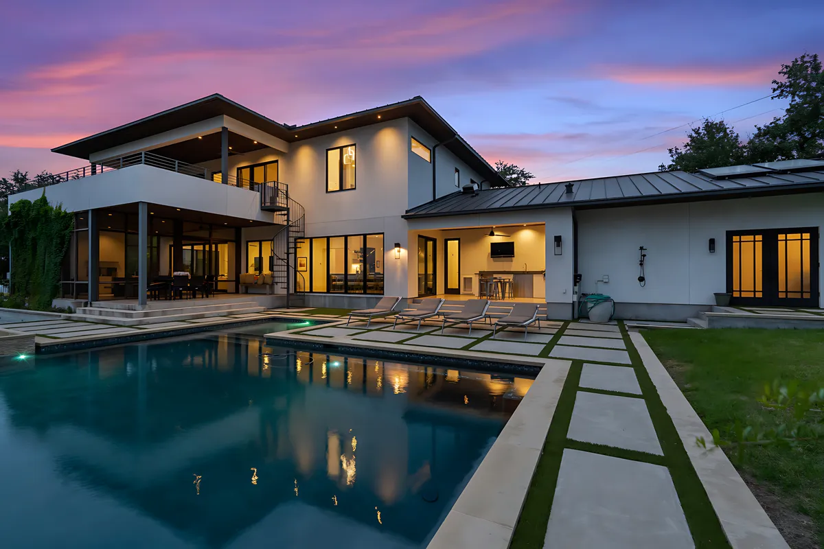 Wander Austin Estate #1