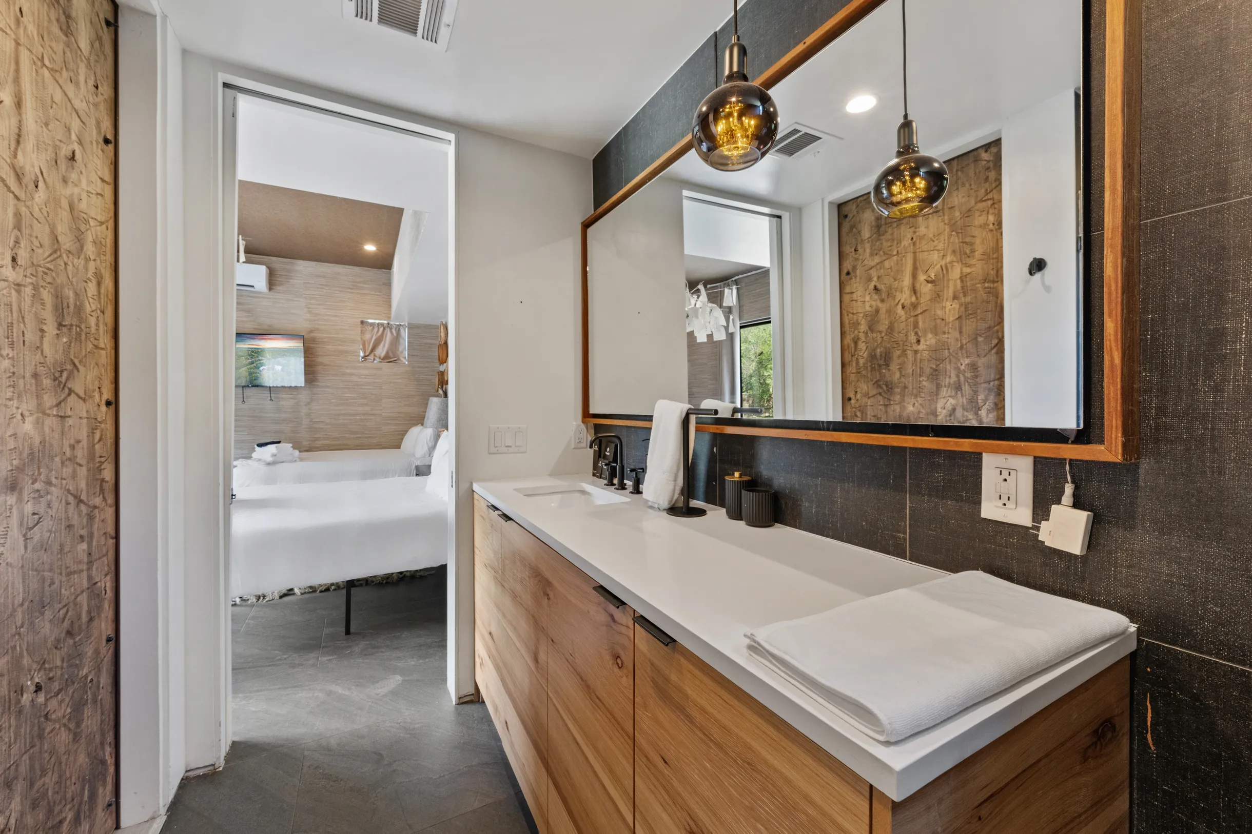 Wander Austin Grove #44