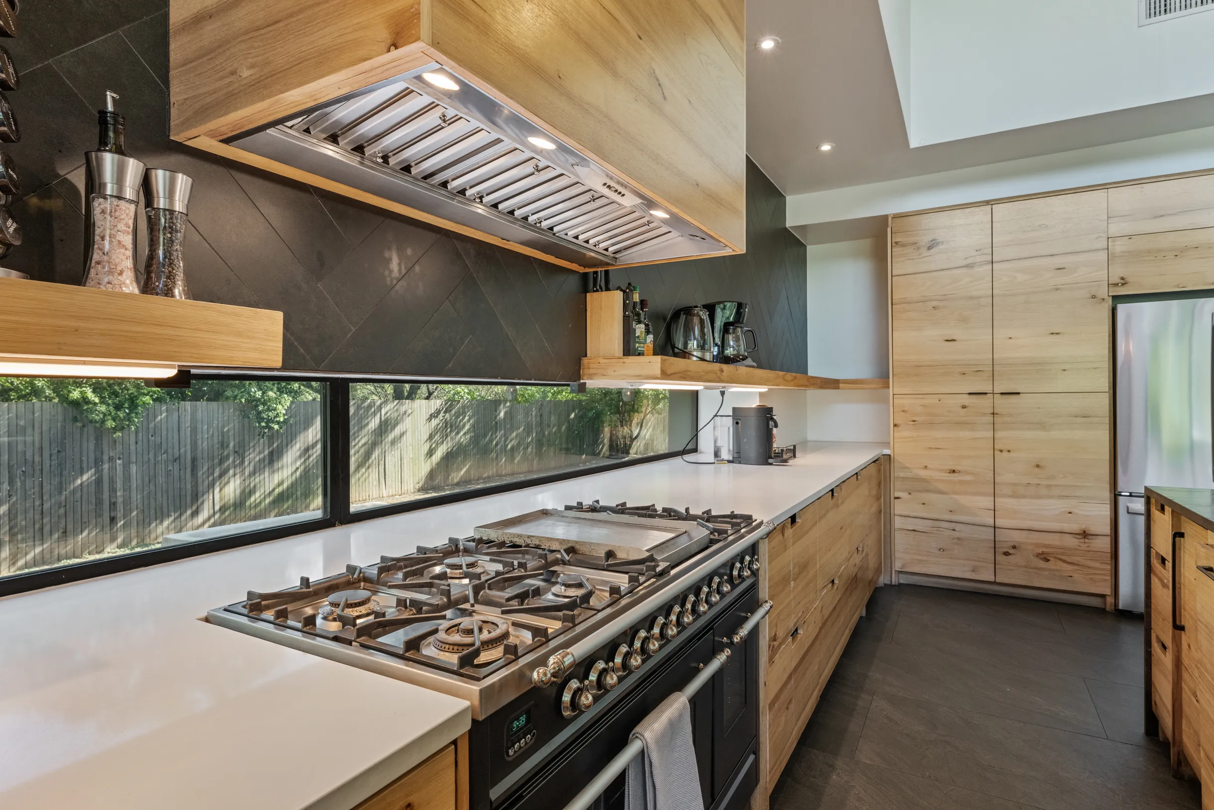 Wander Austin Grove #105