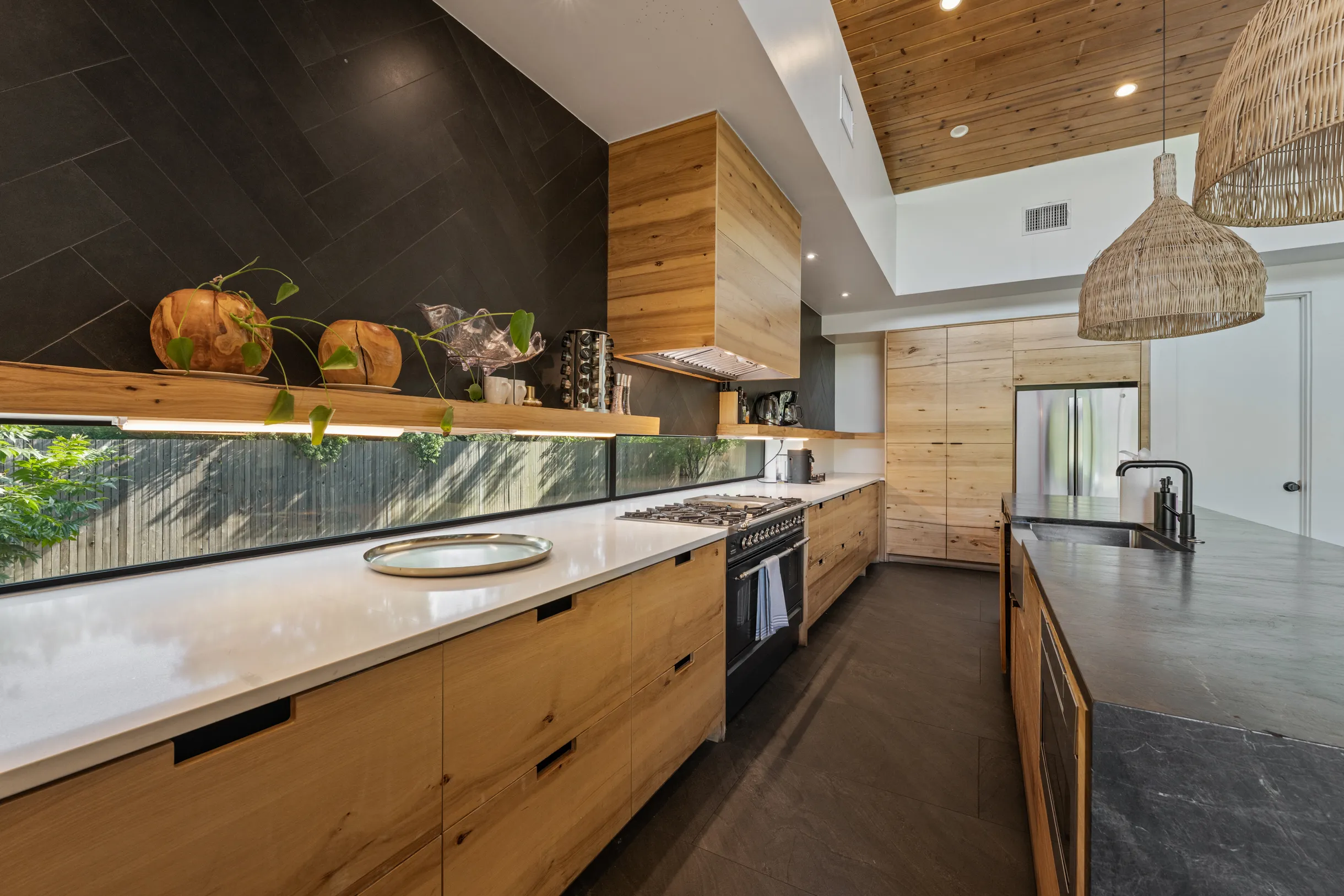 Wander Austin Grove #109