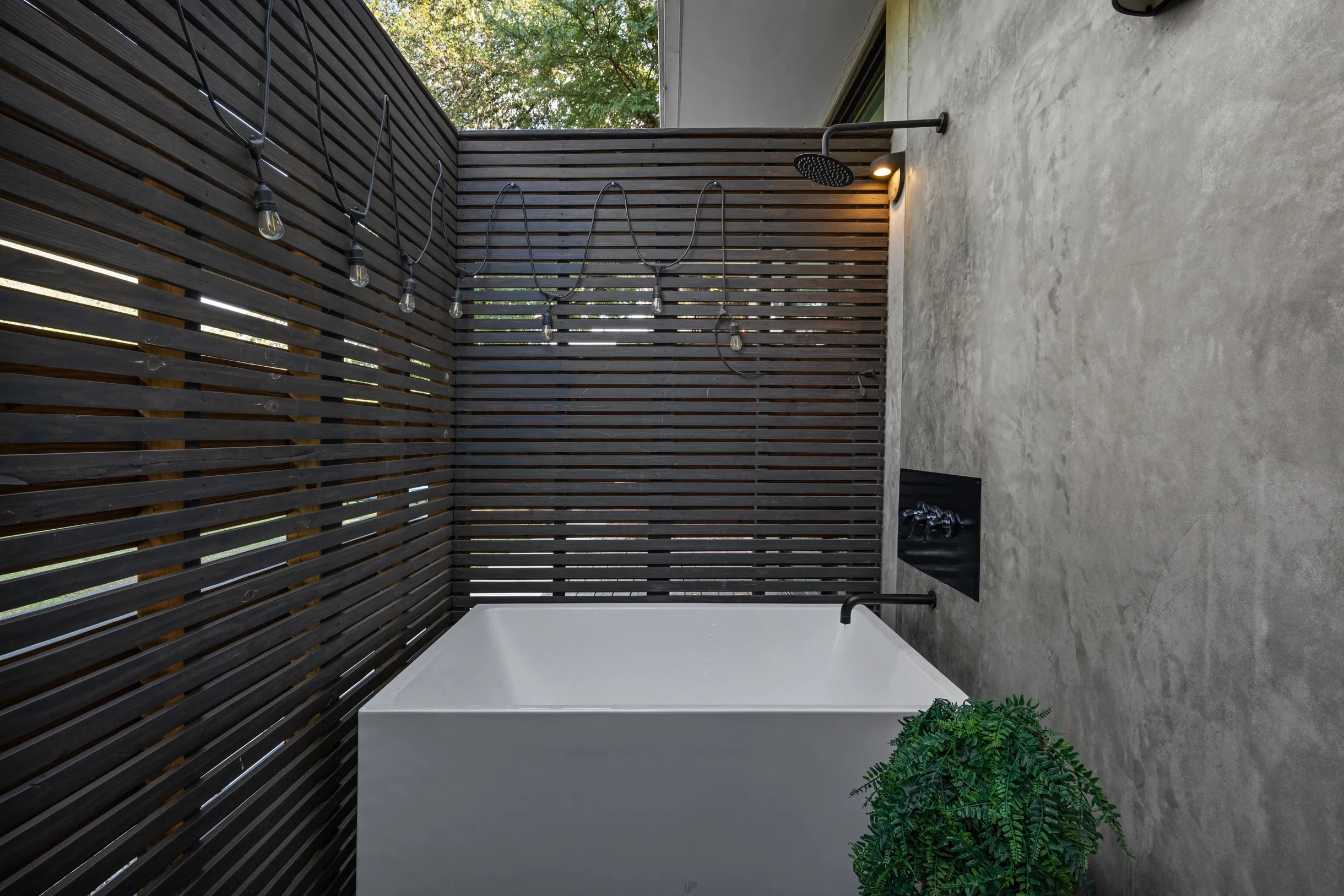 Wander Austin Grove #107