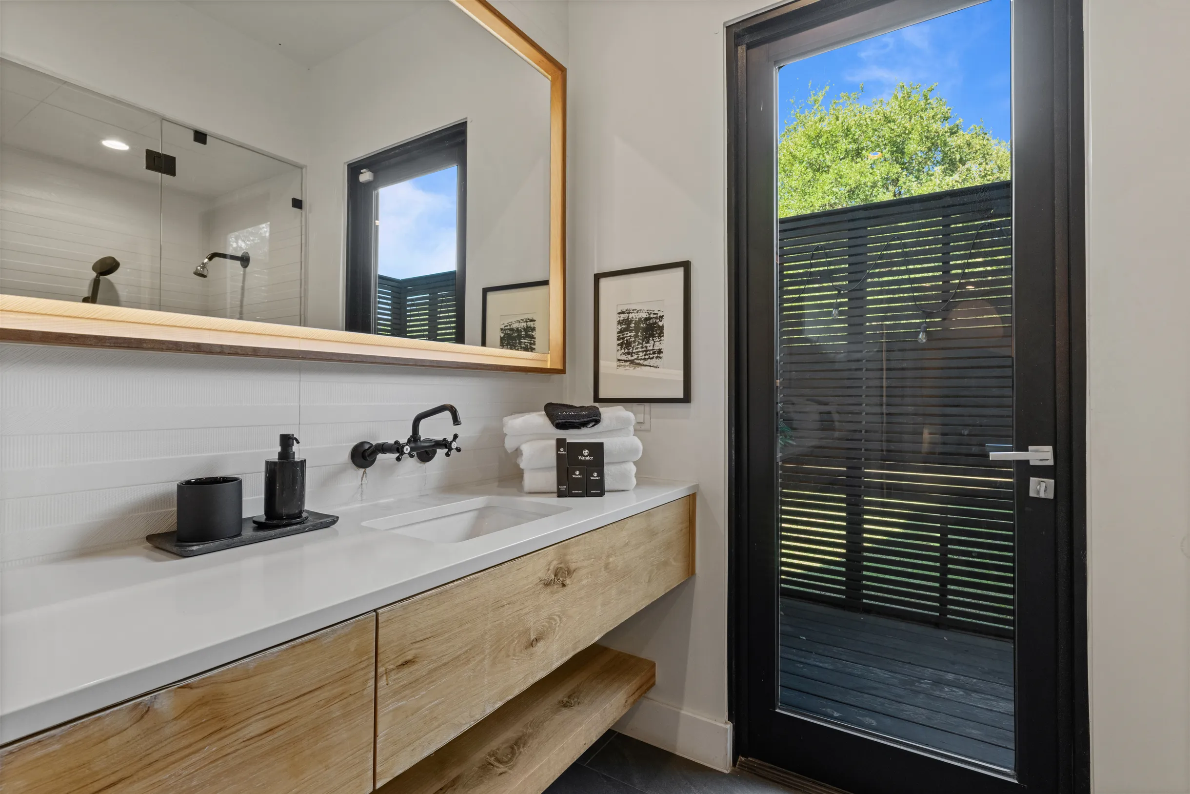 Wander Austin Grove #81