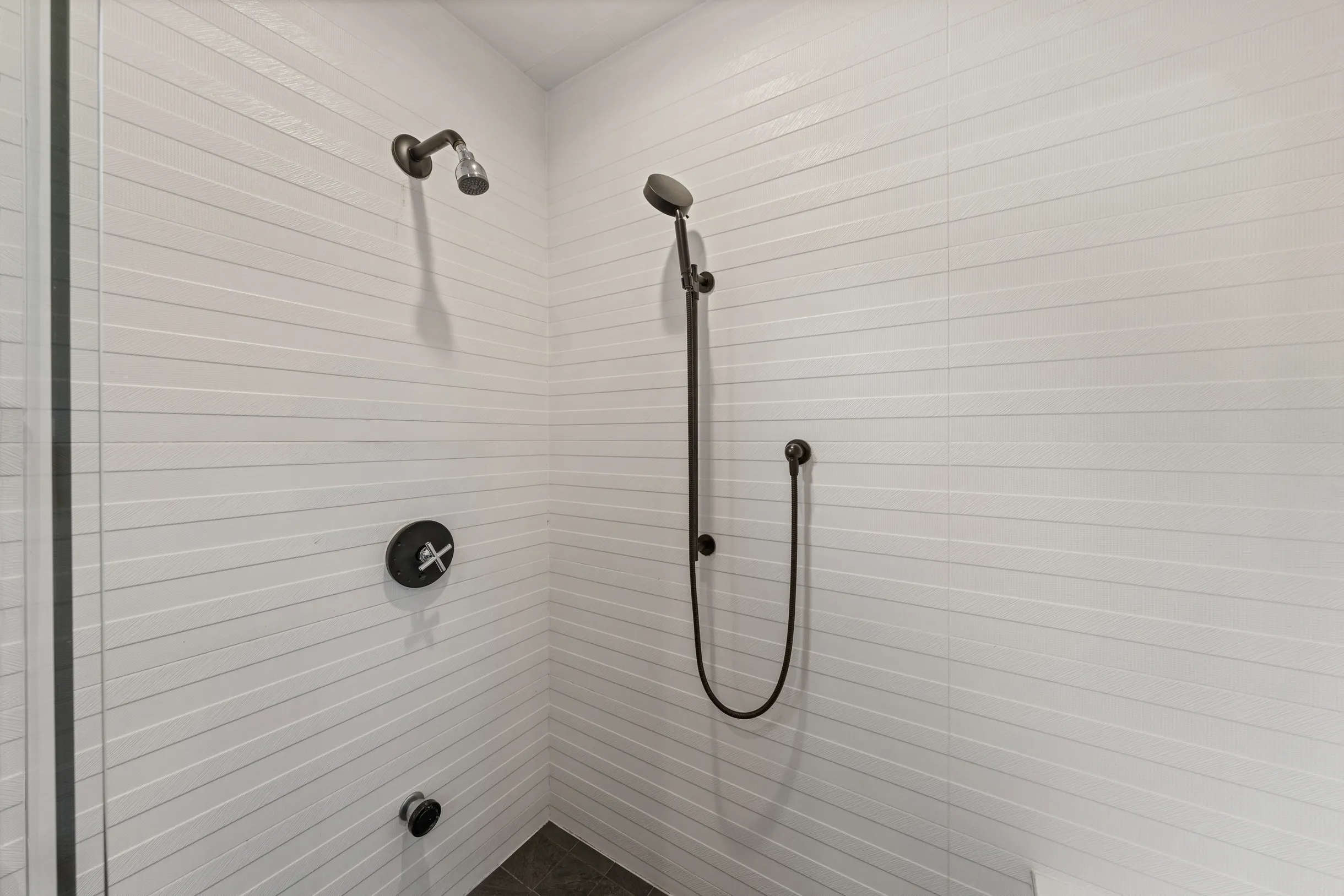 Wander Austin Grove #113