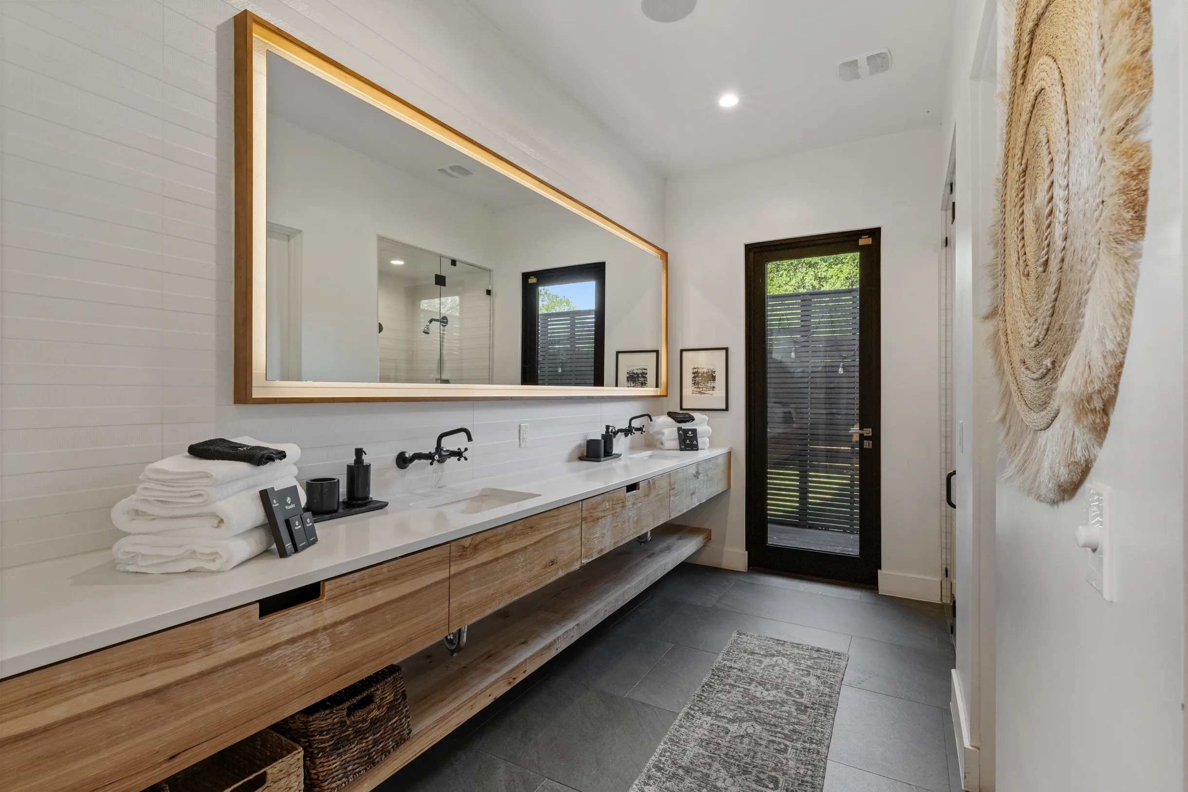 Wander Austin Grove #11