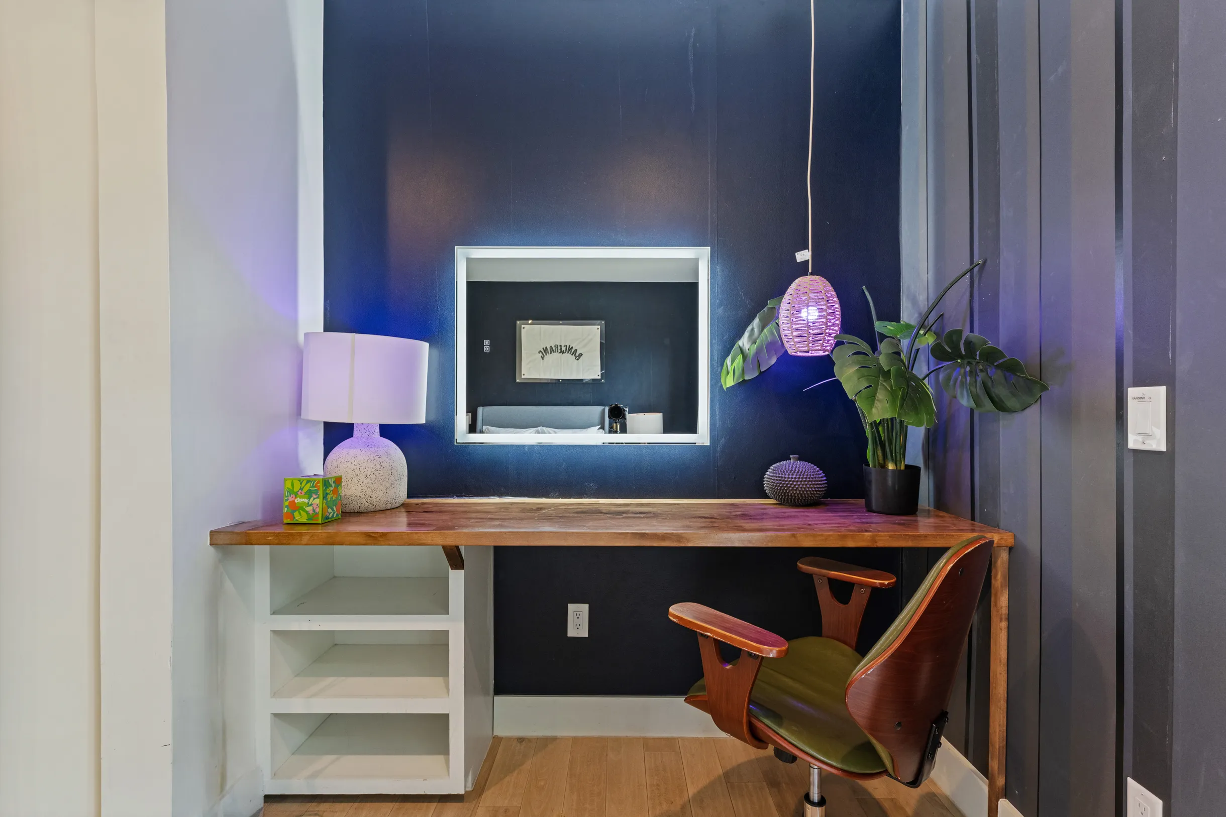 Wander Austin Grove #102