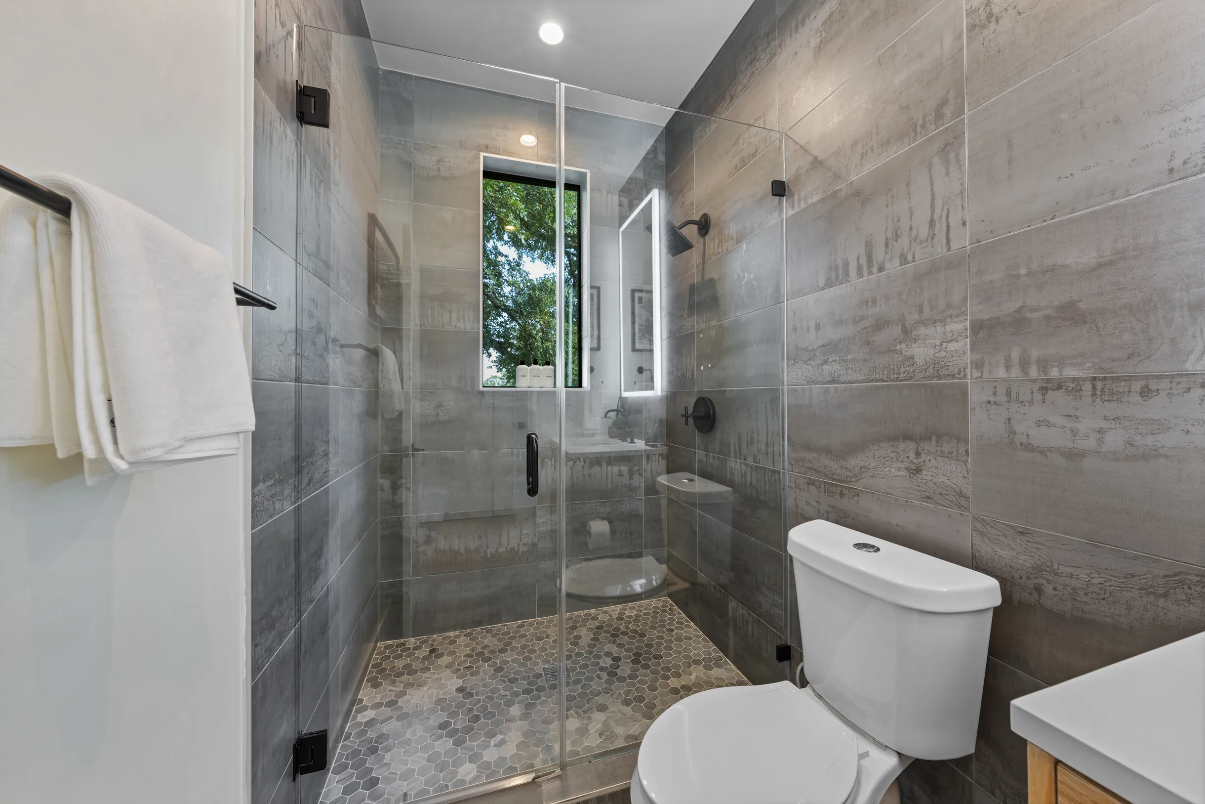 Wander Austin Grove #52