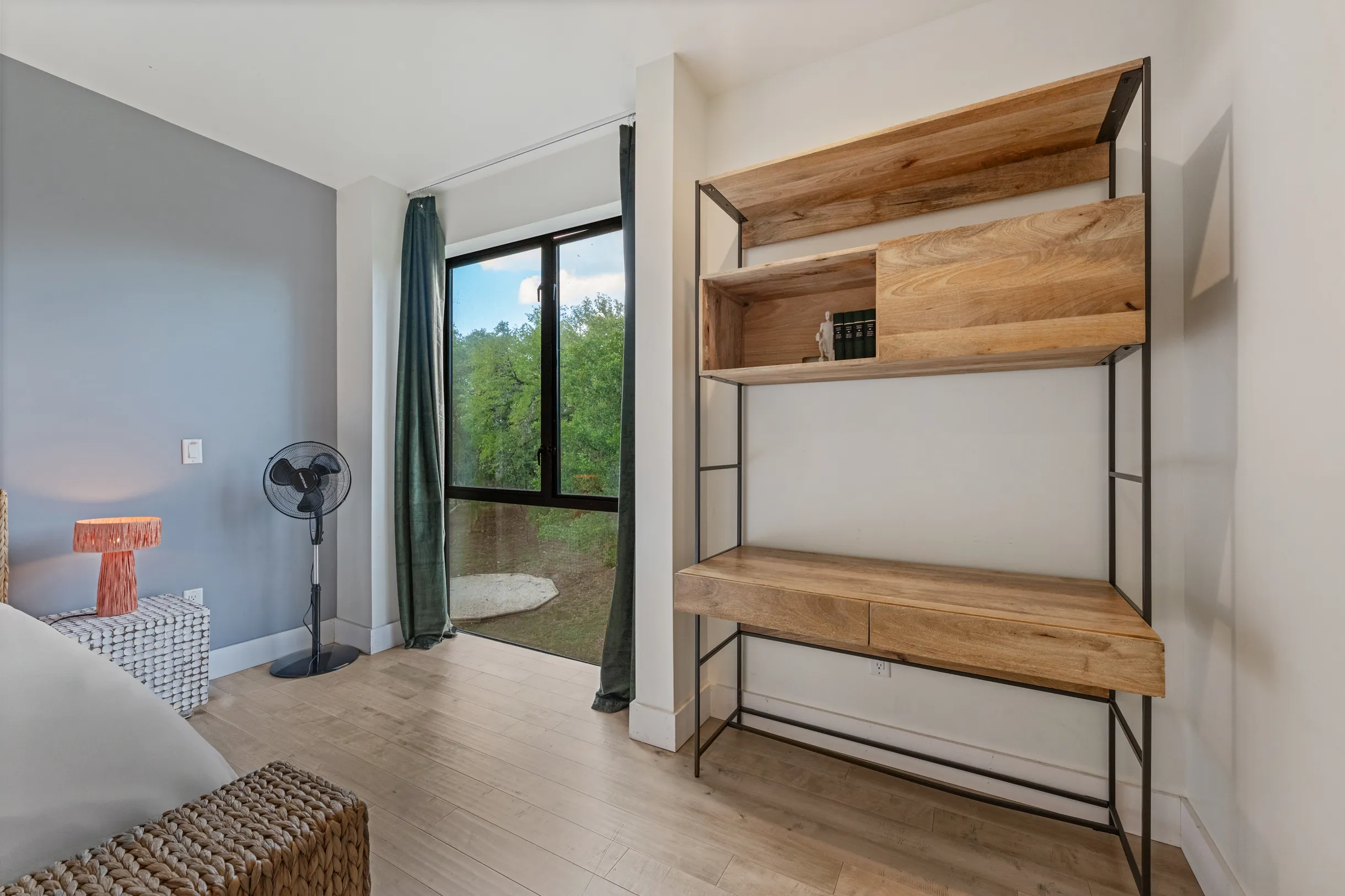 Wander Austin Grove #103