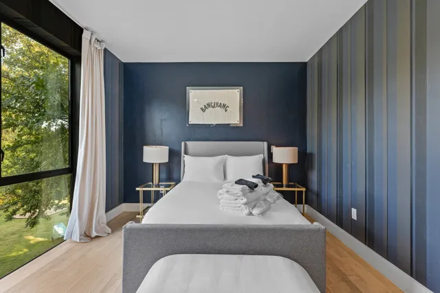 Bedroom 3 image 1
