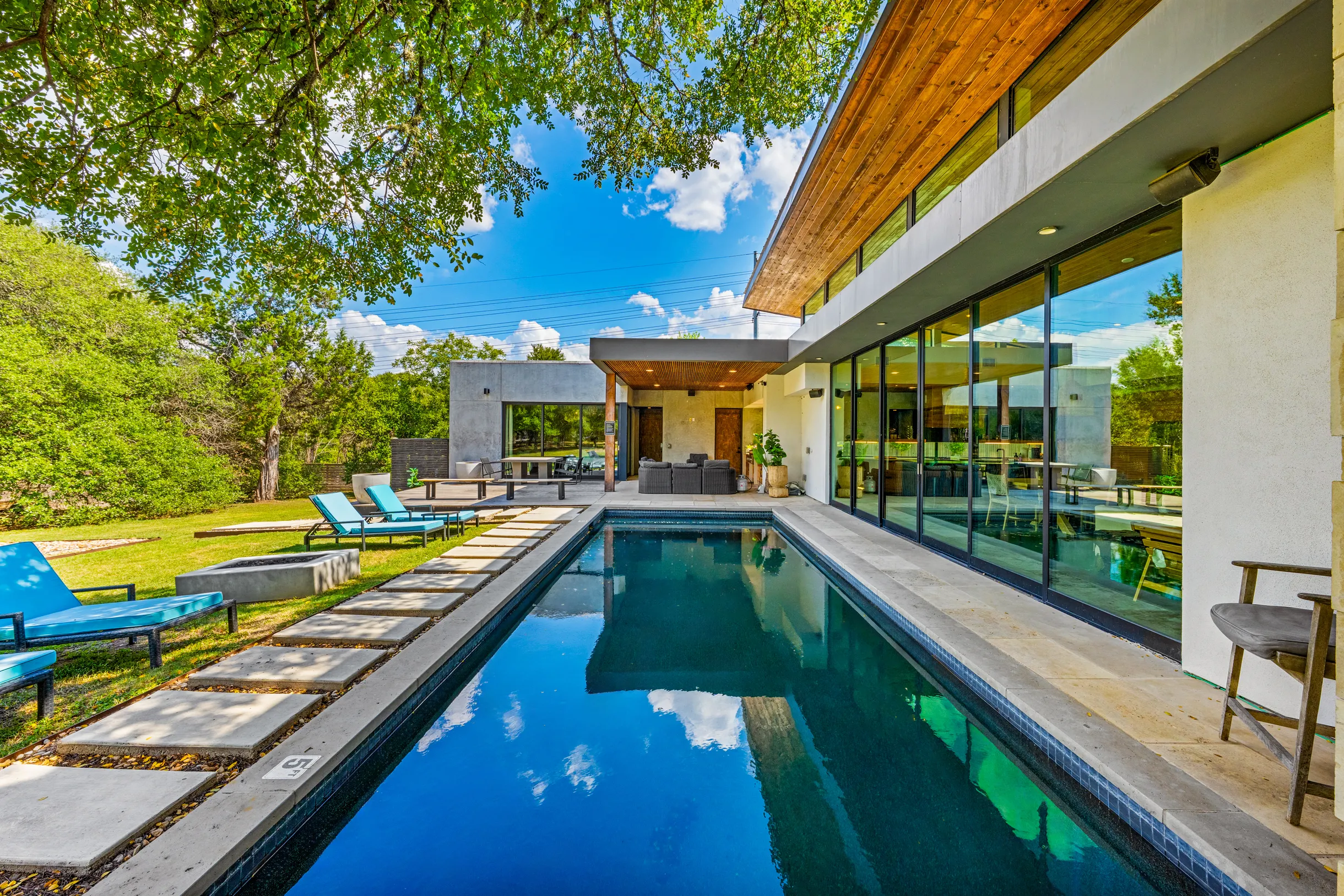 Wander Austin Grove #73