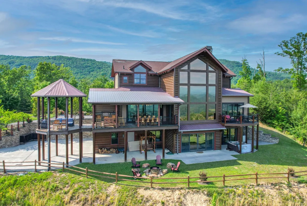 Wander Pigeon Forge Oasis