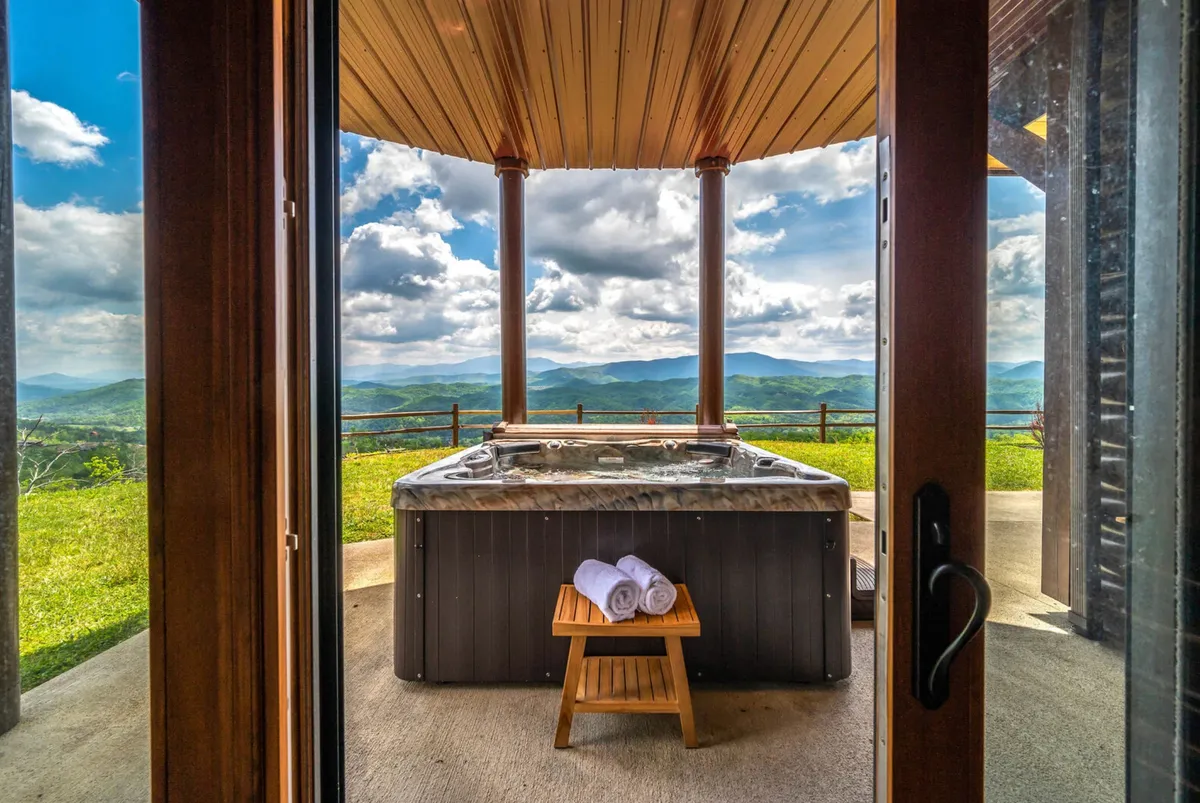 Wander Pigeon Forge Oasis #2