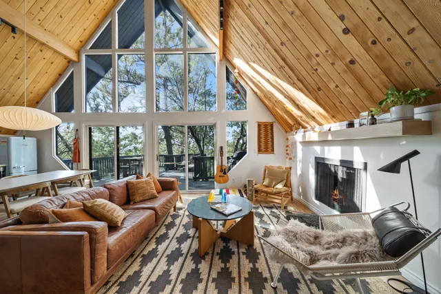 Wander Lake Arrowhead