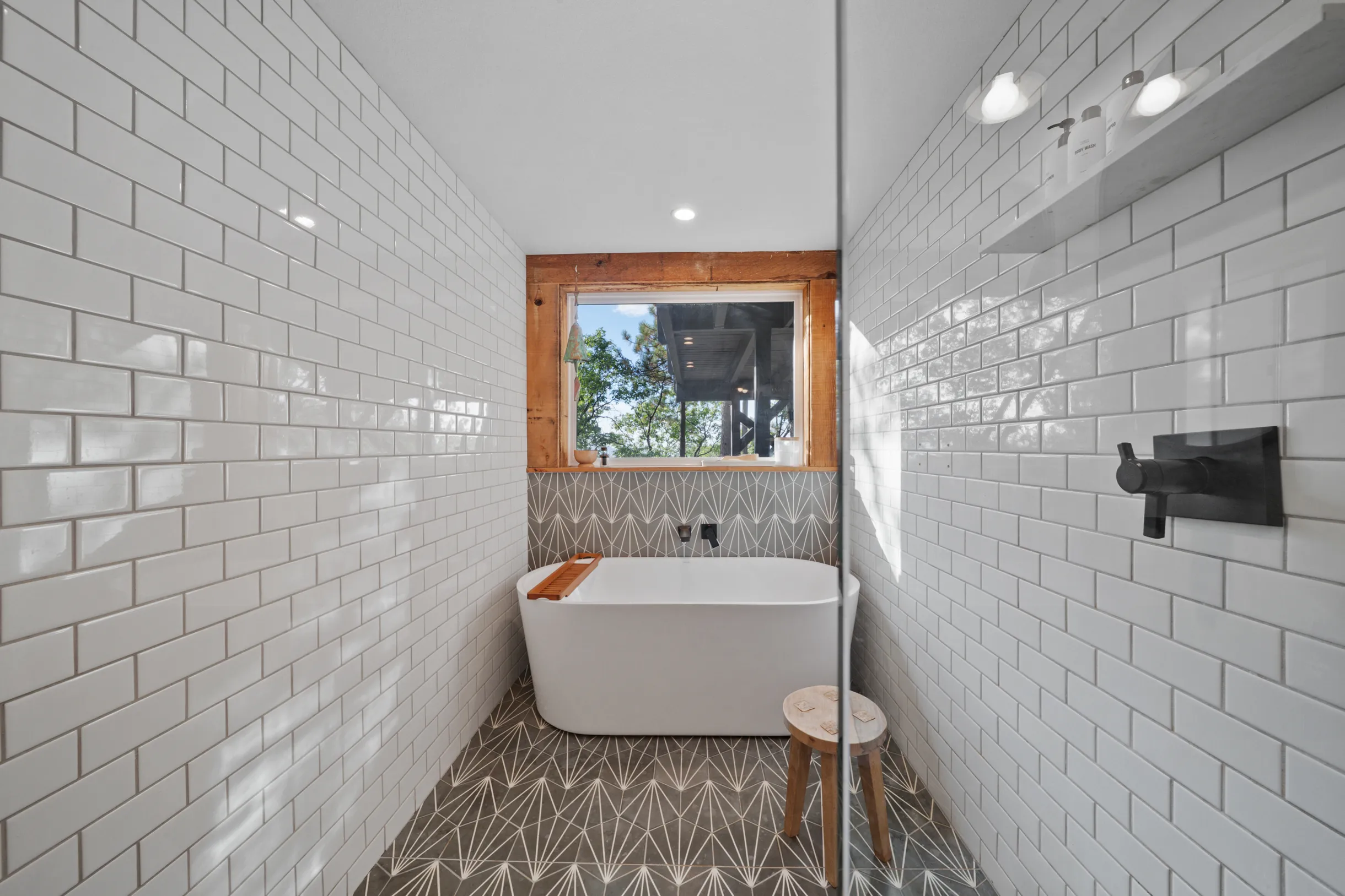 Wander Lake Arrowhead #52