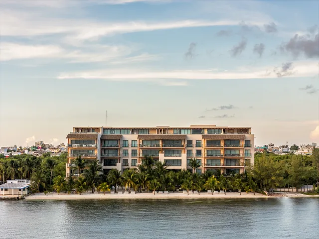 Wander Isla Mujeres Sands #5