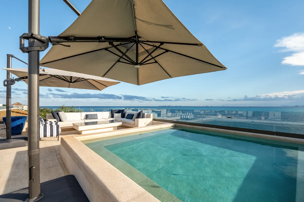 Wander Isla Mujeres Sands