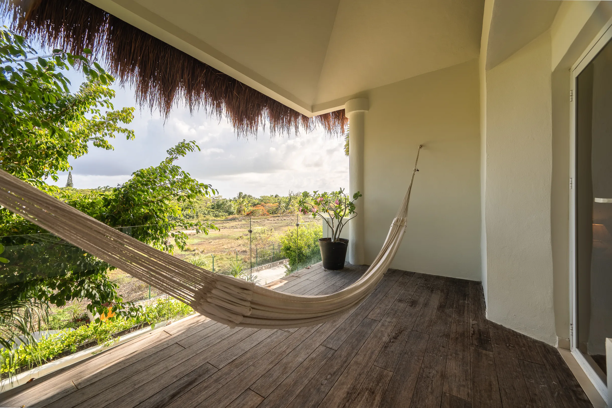 Wander Cancun Sands #105