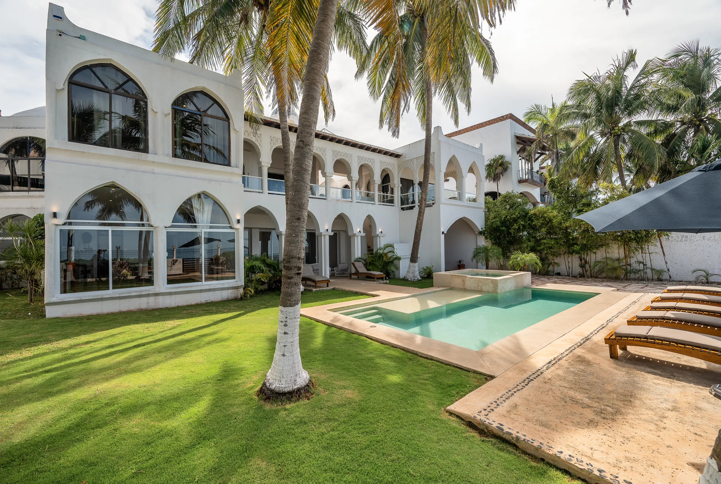 Wander Cancun Palms #66