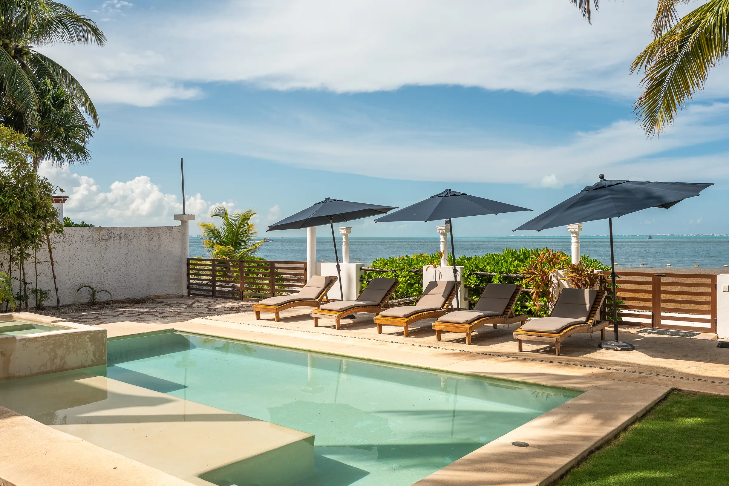 Wander Cancun Palms #79