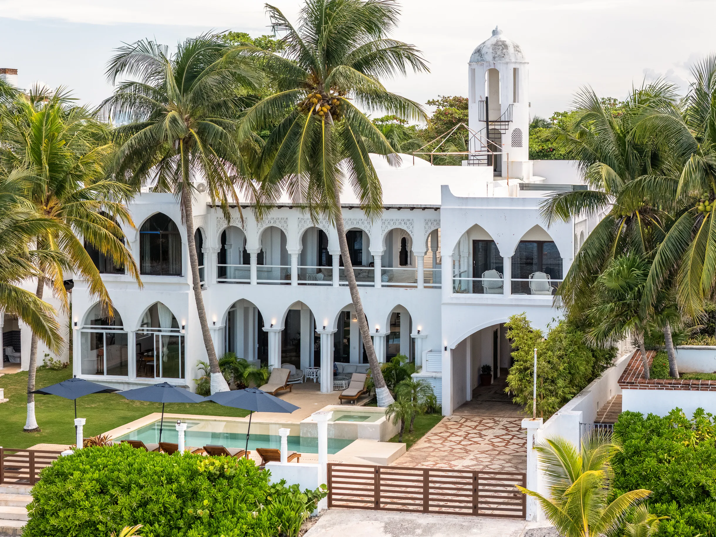 Wander Cancun Palms #74