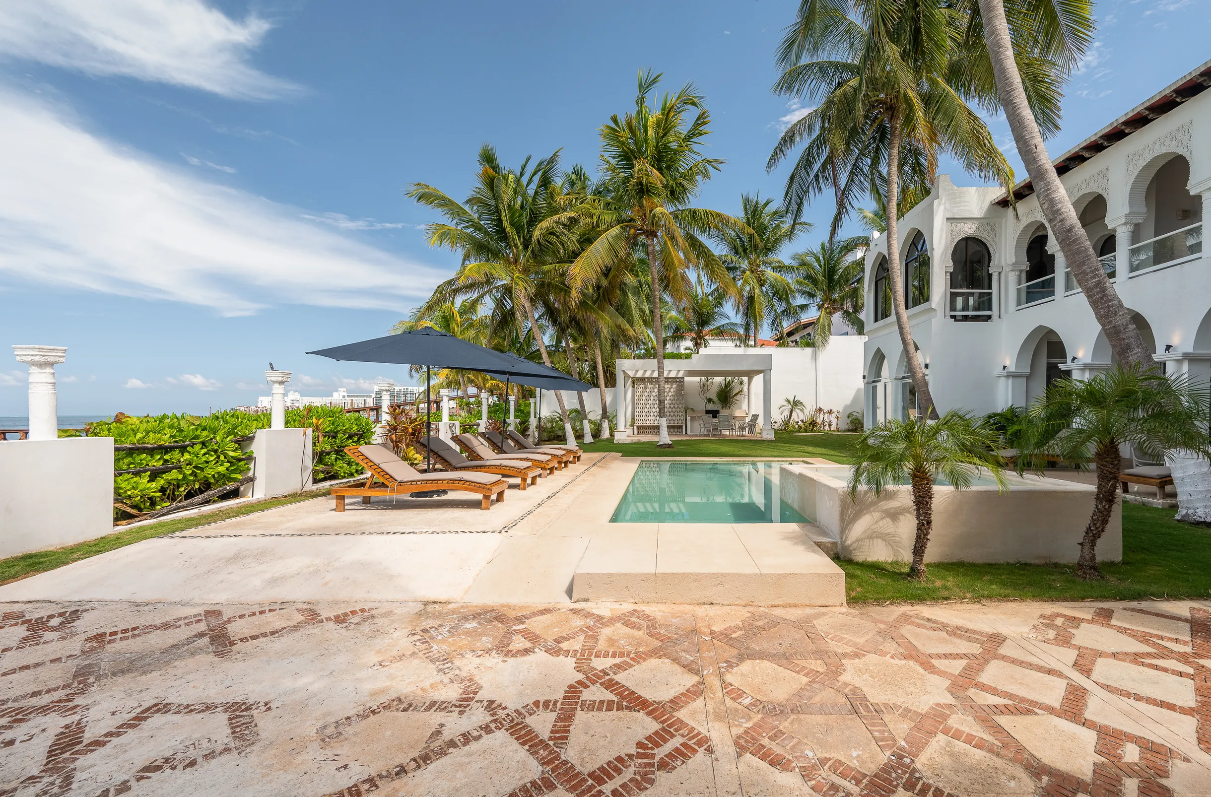 Wander Cancun Palms #87