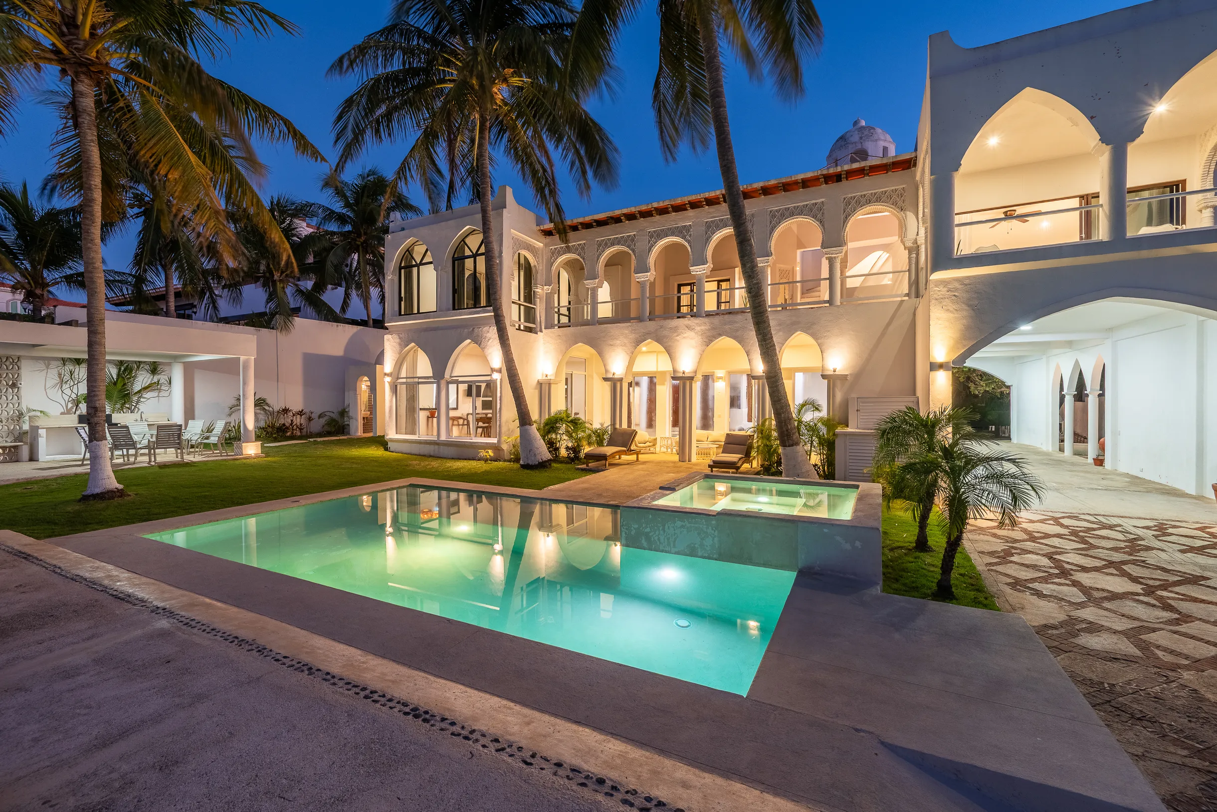 Wander Cancun Palms #41